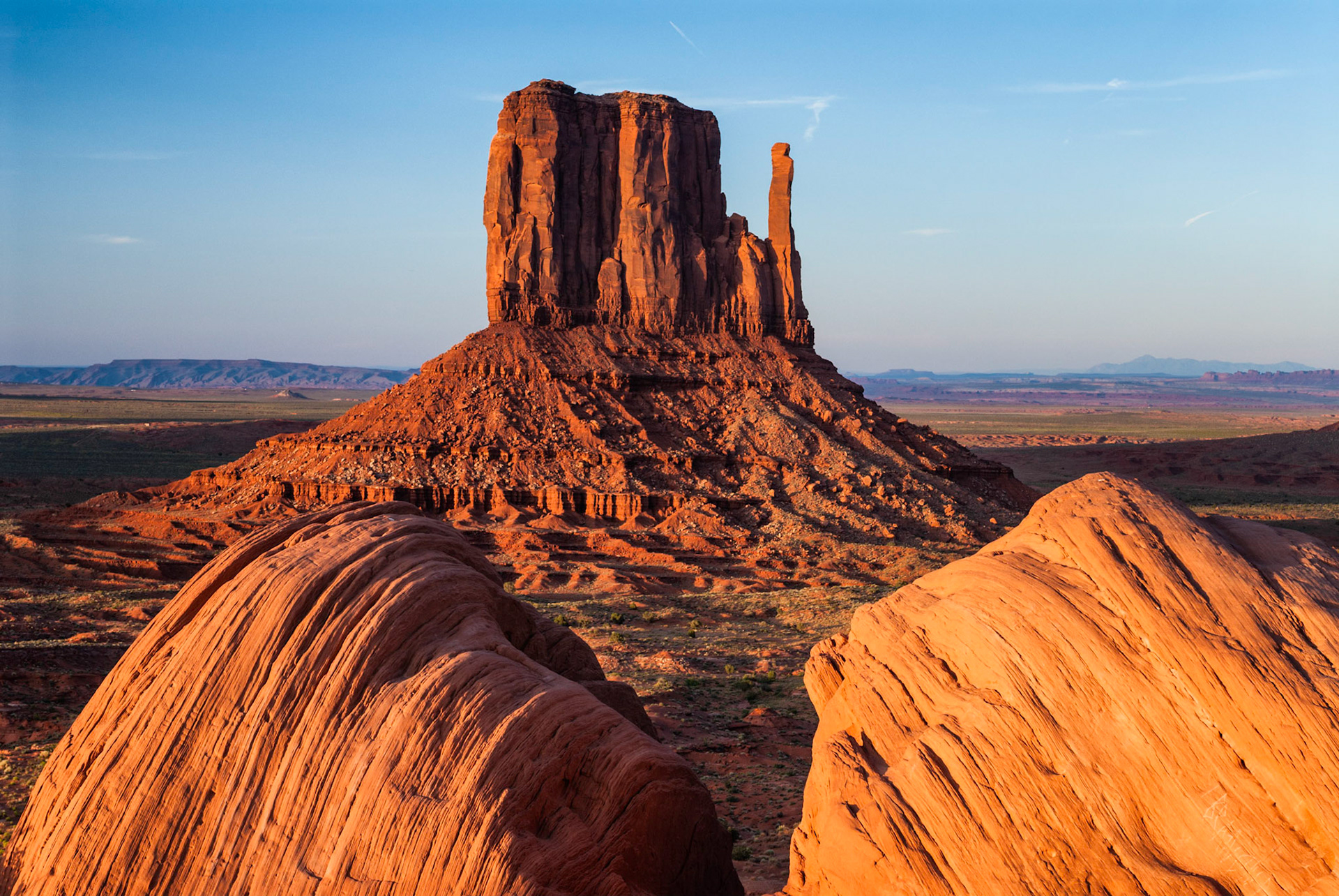 West Mitten at Sunset, Monument Valley, Arizona / Utah