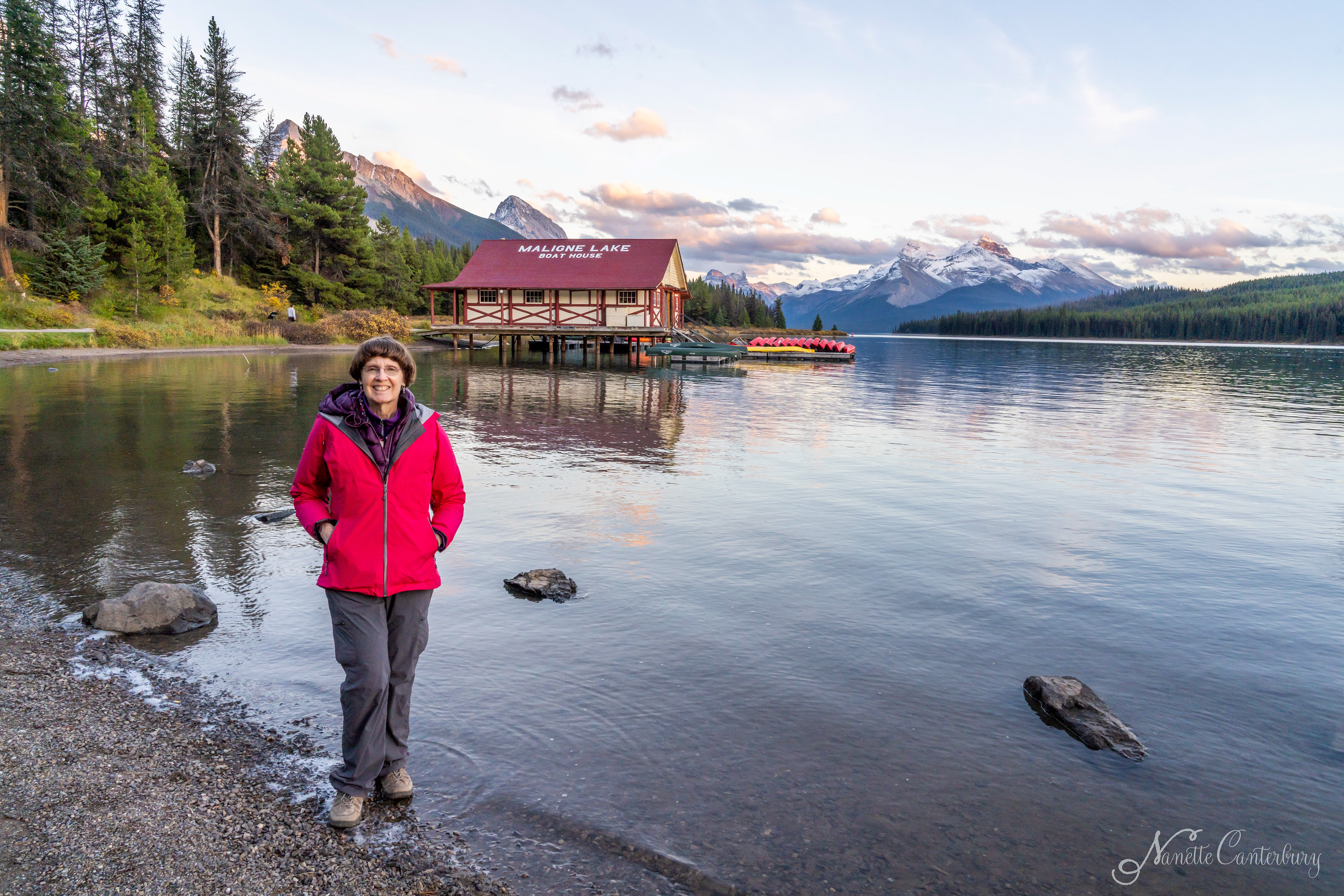 Maligne Lake Boat House