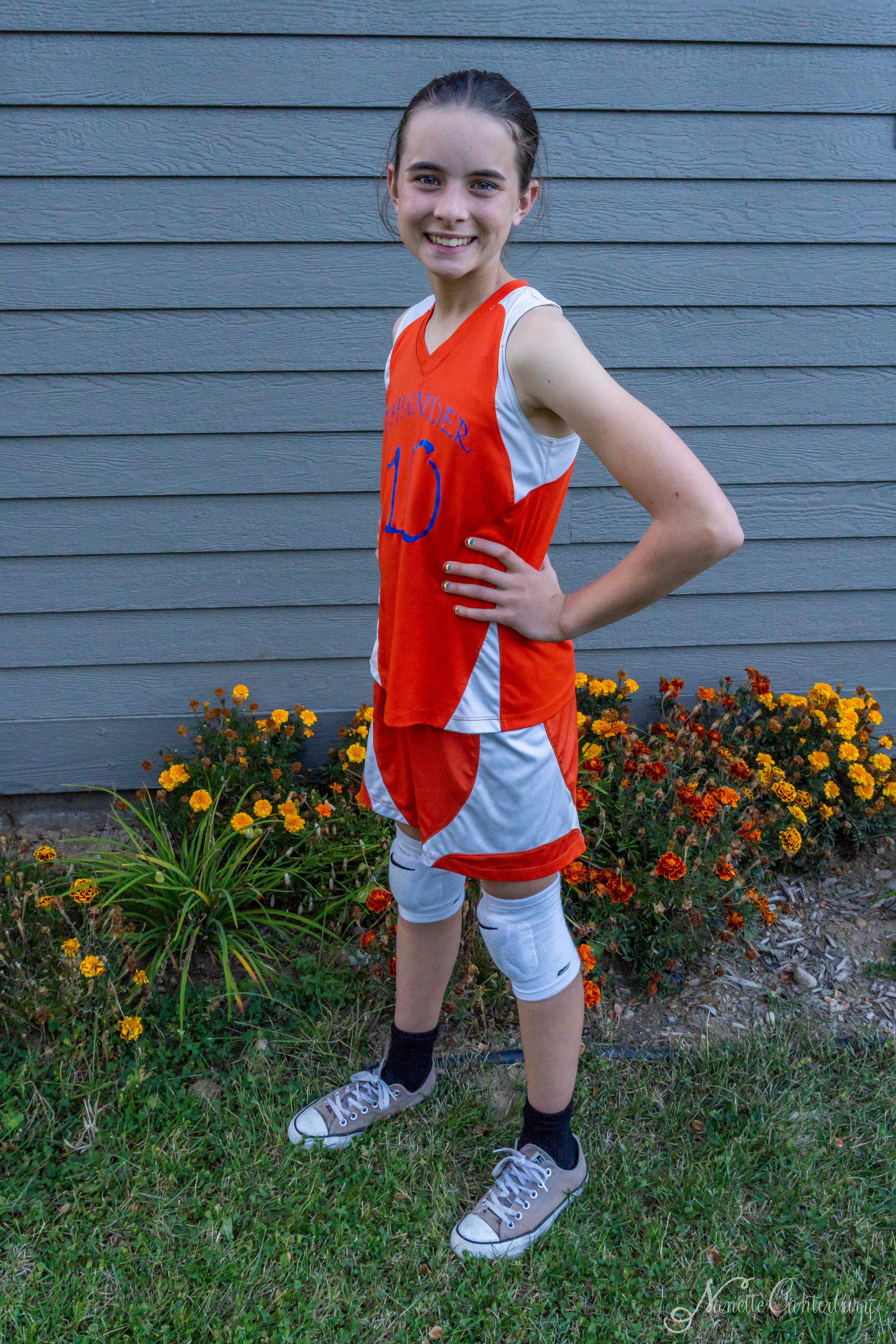 Hannah in her vollyball uniform