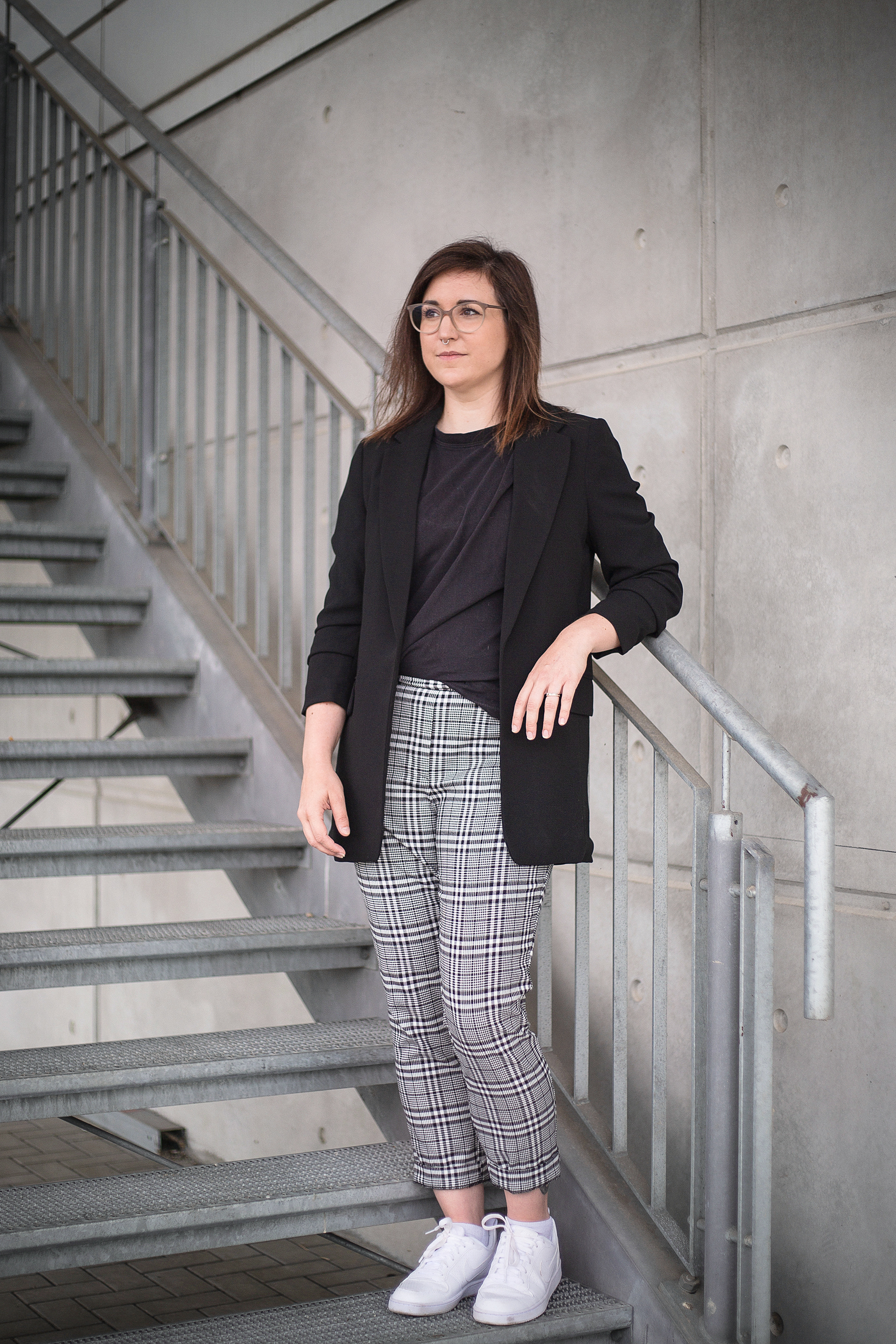 Katharina standing