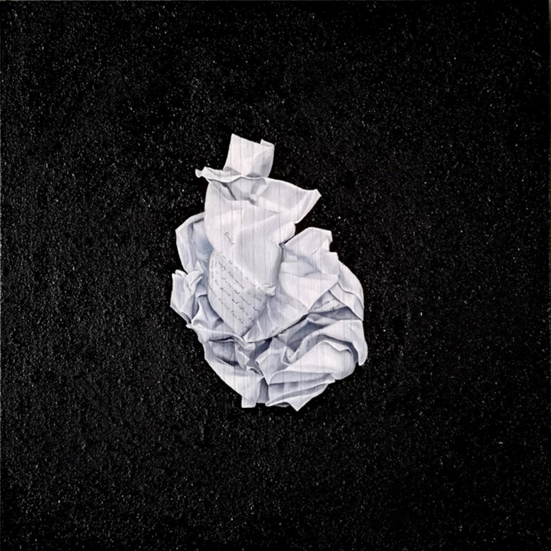 Leanne Olivier_Sermo i_2022_30.5x30.5cm_Oil, Charcoal & Mica on Wood.
