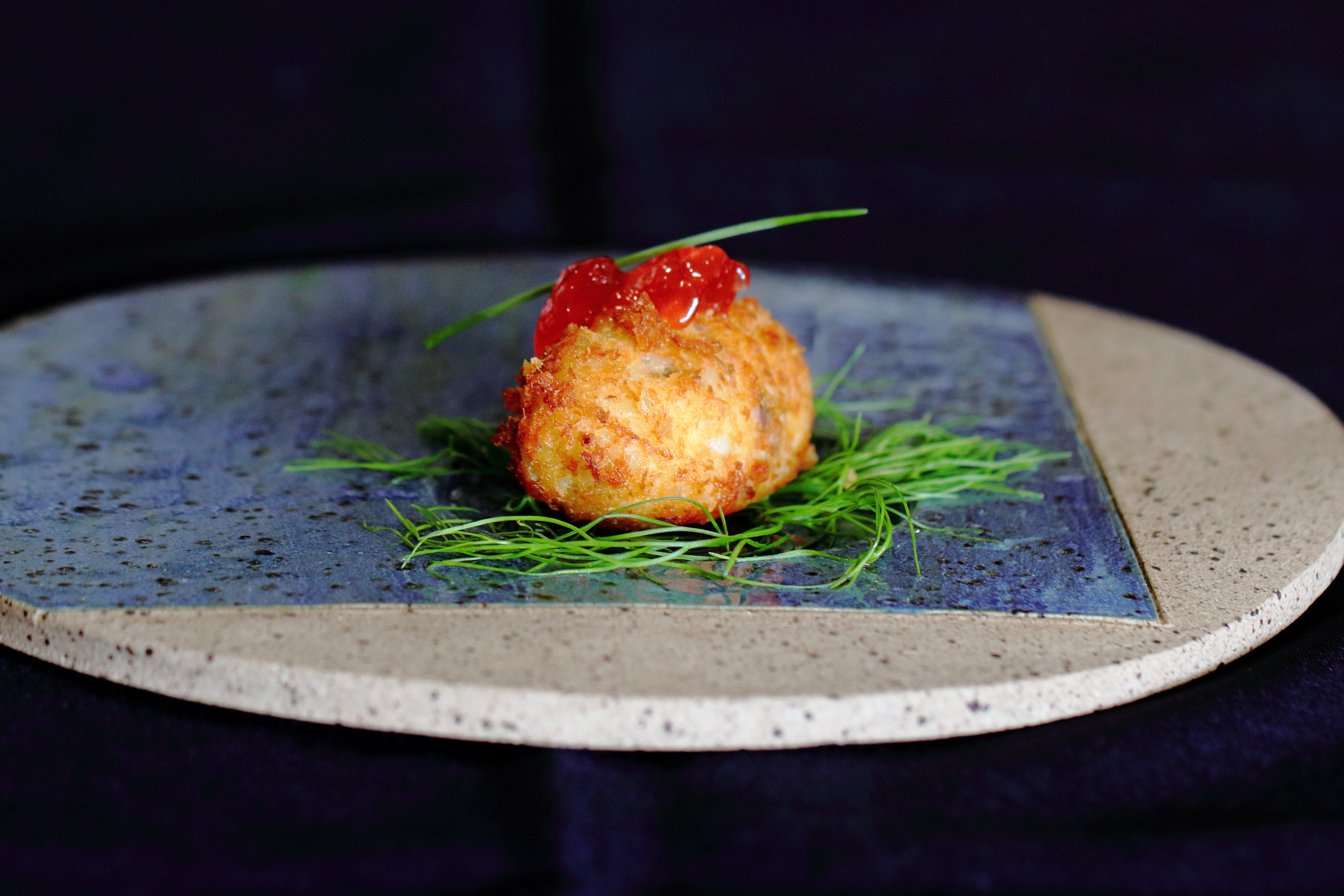 Bolinho de Tilápia e Geleia de Pimenta