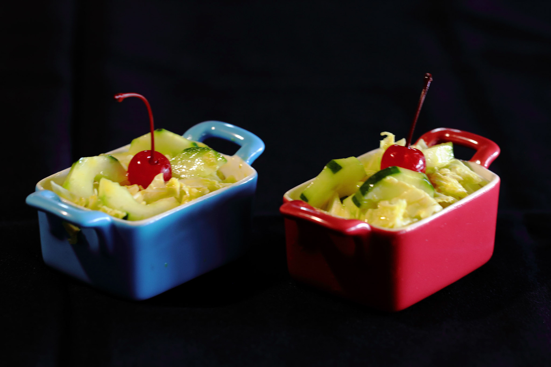 Cocotte de Acelga, Pepino, Uvas e Molho de Limão