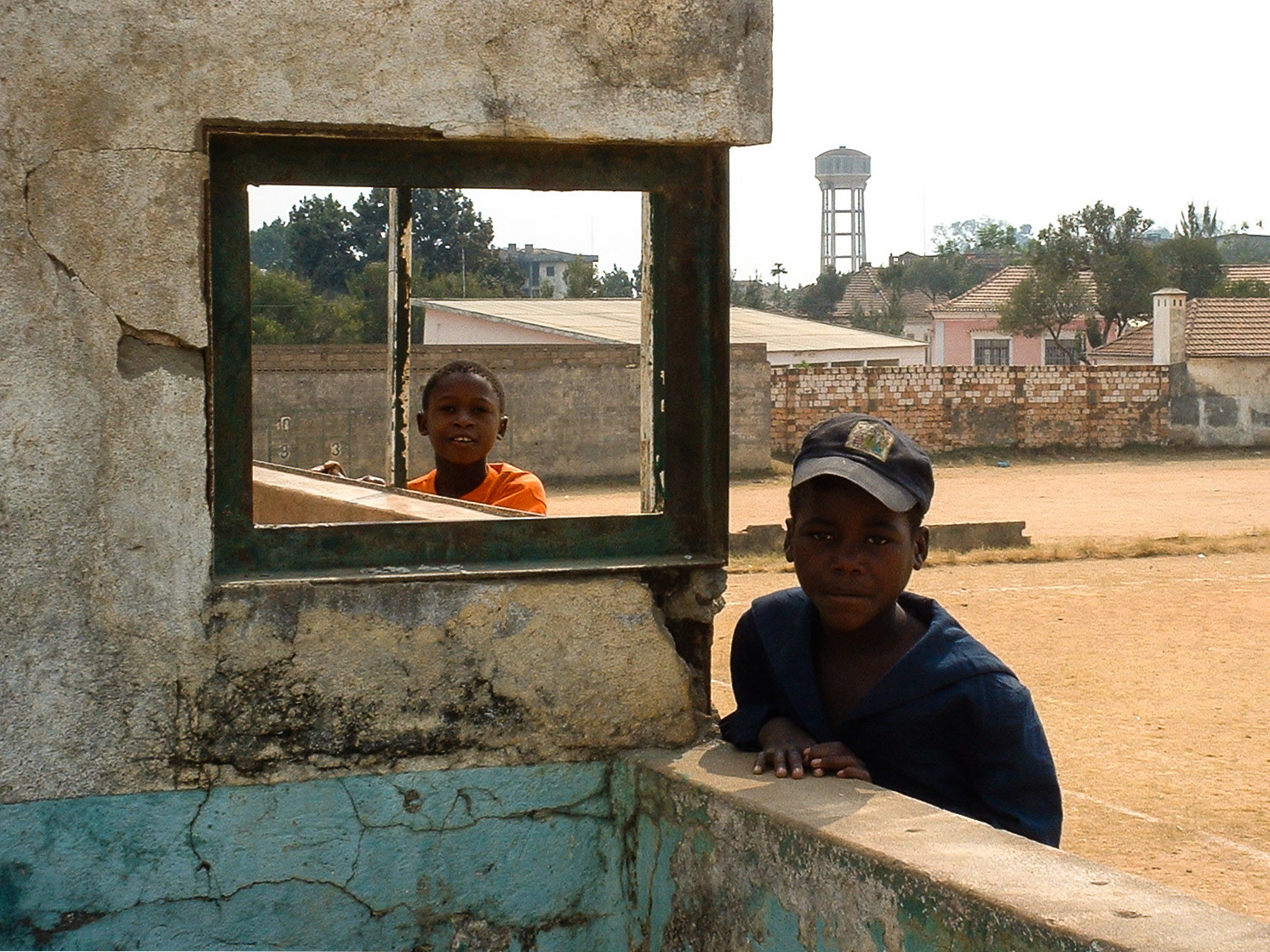 Huambo, hanging out at the sports center