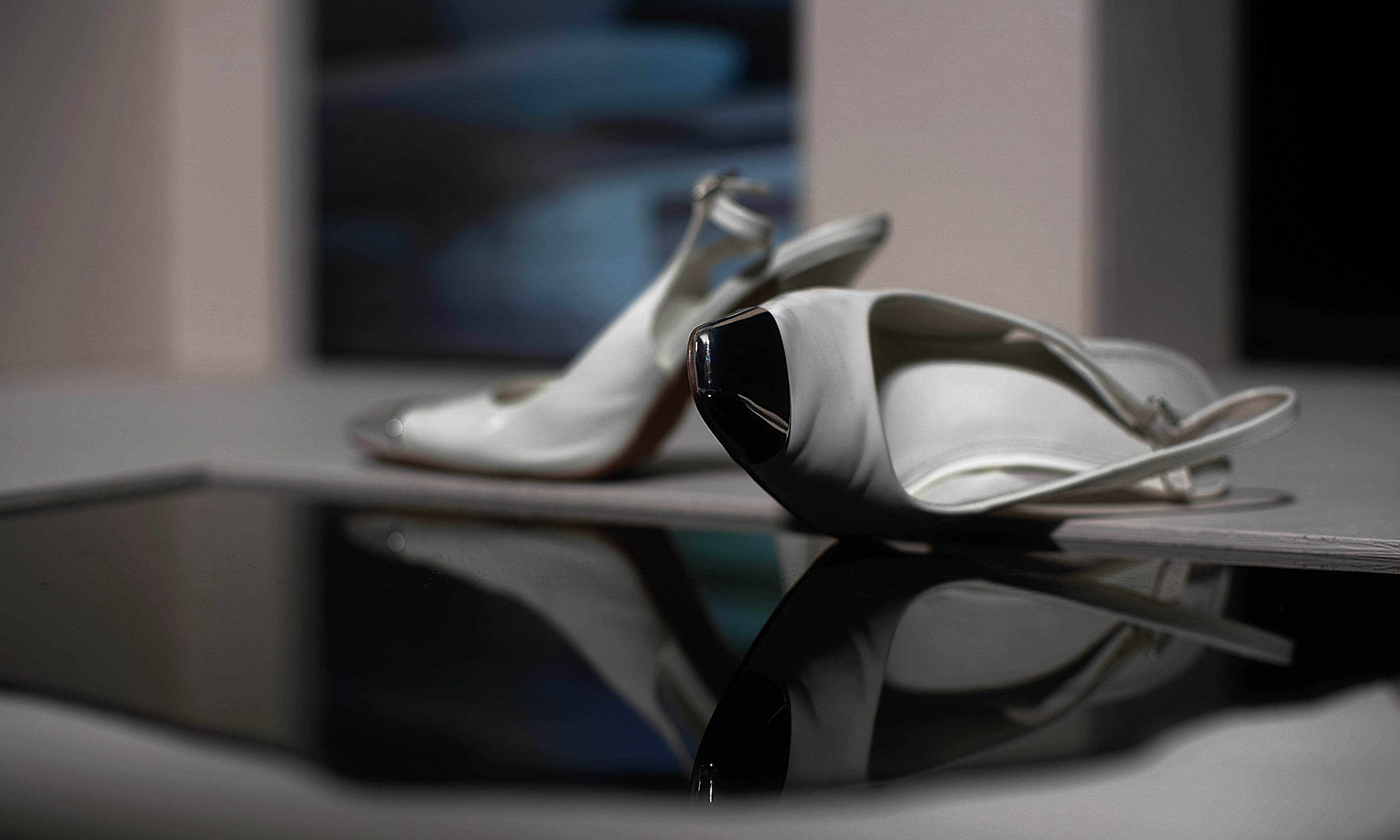 Marketing Suite 303, 2024, Suzie Chen, Photography, Camera OP: Tom Hall, 30 x 18 cm