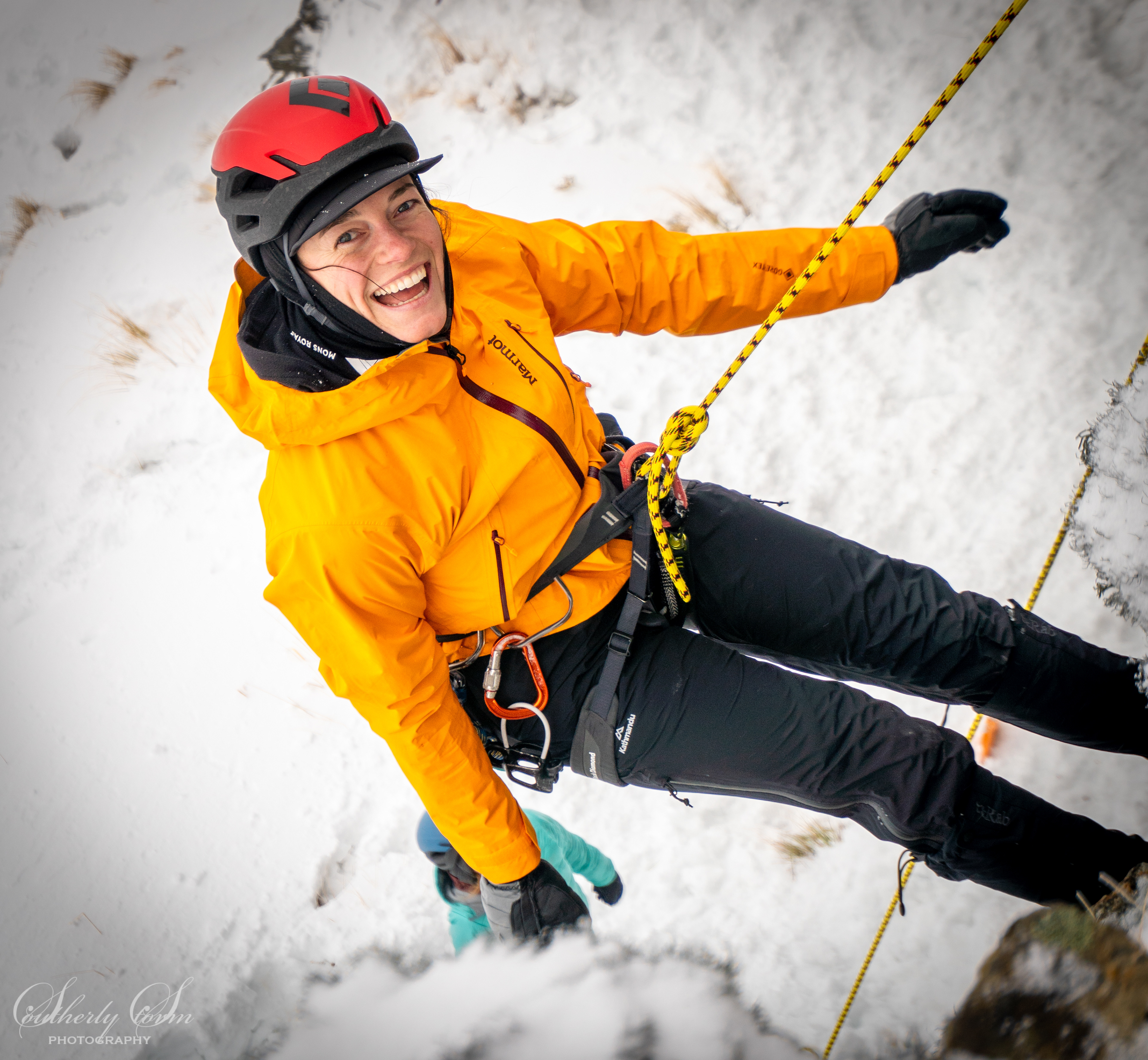 Bianca Bratton abseiling