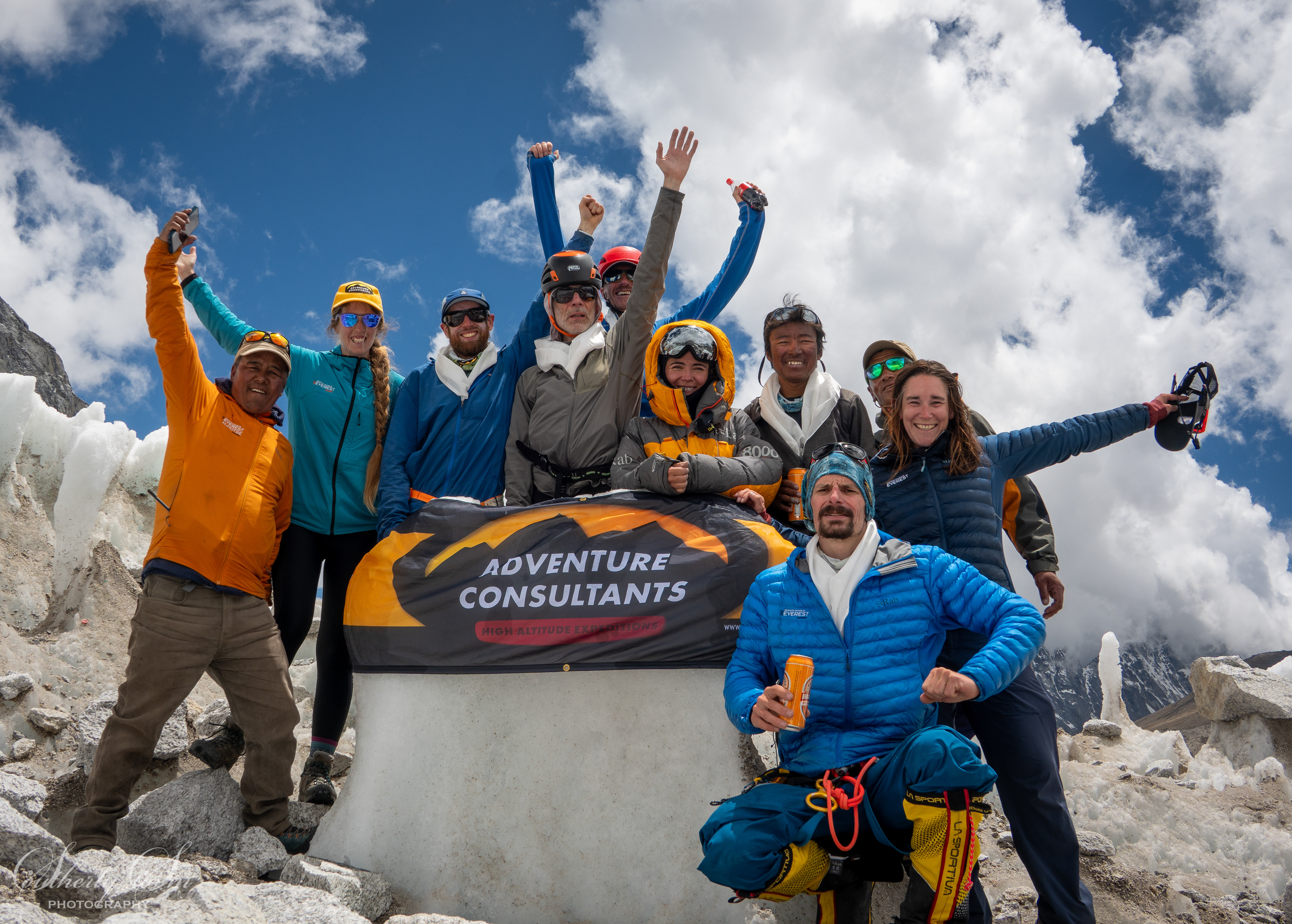 Adventure Consultants 2025 climbing team