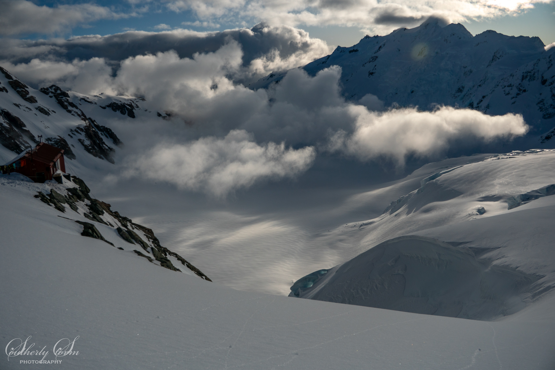 Tasman Saddle Hut