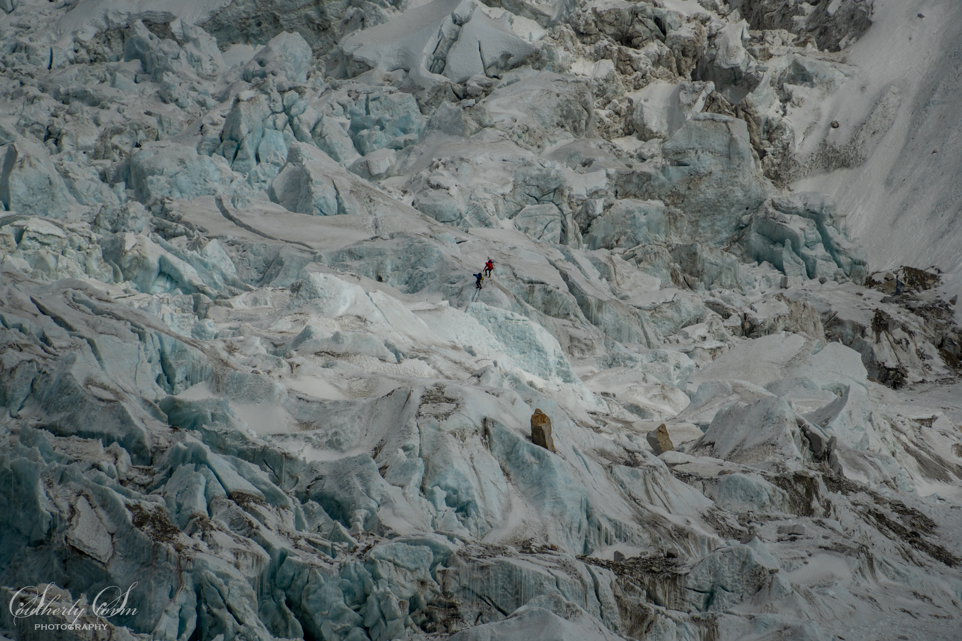 Climbers in the Khumbu icefall
