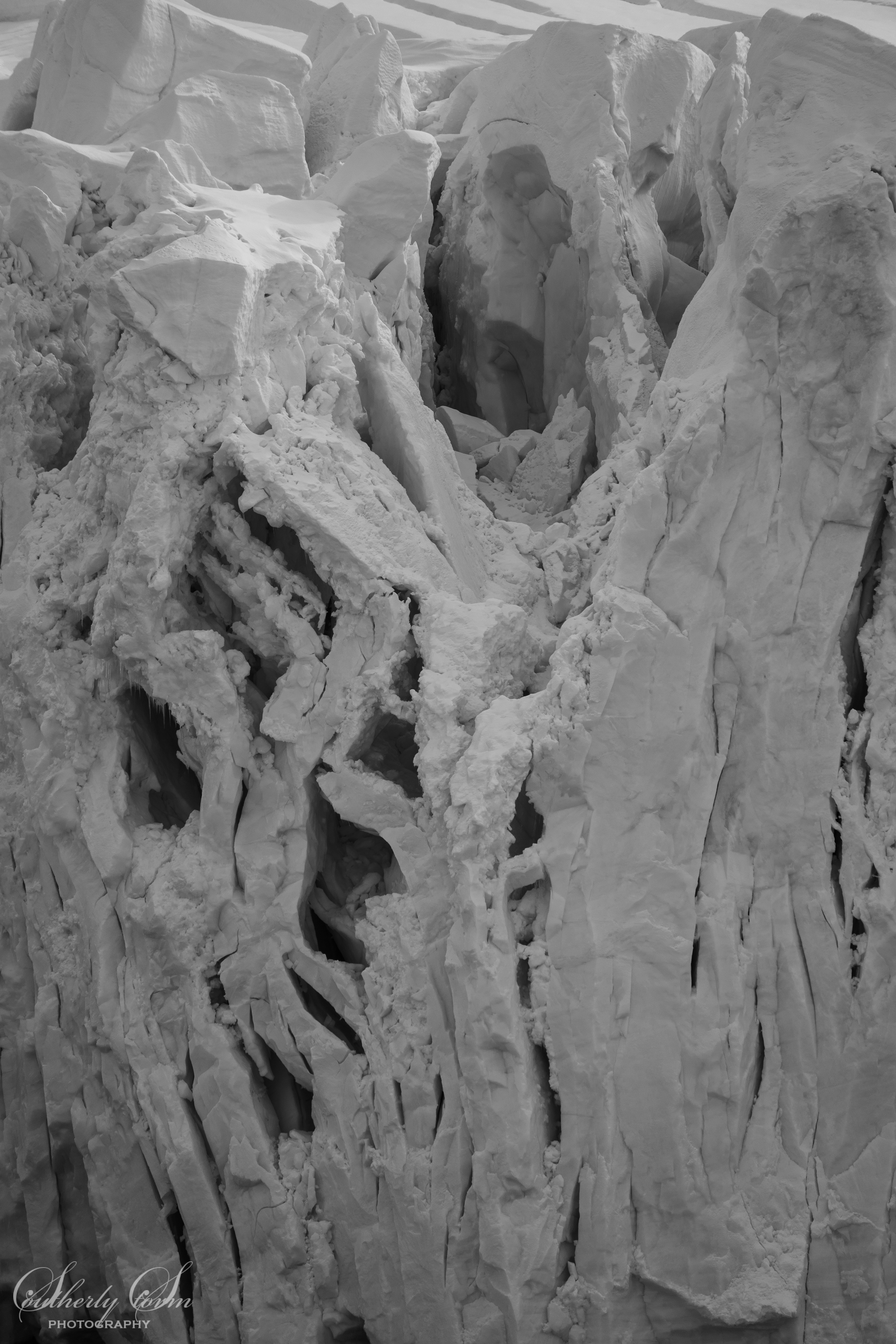 Black and white glacier textures