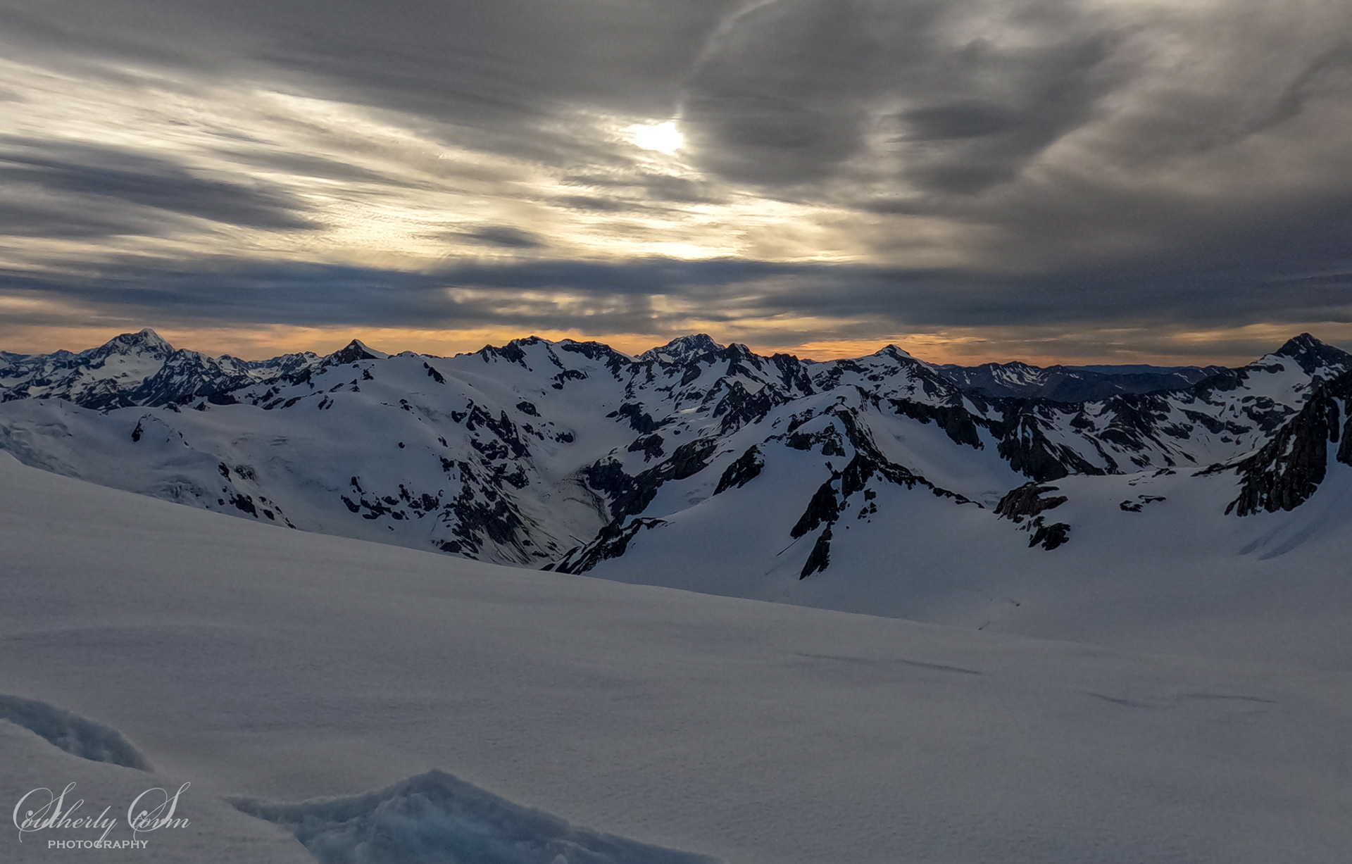 Evening light in the Southern Alps