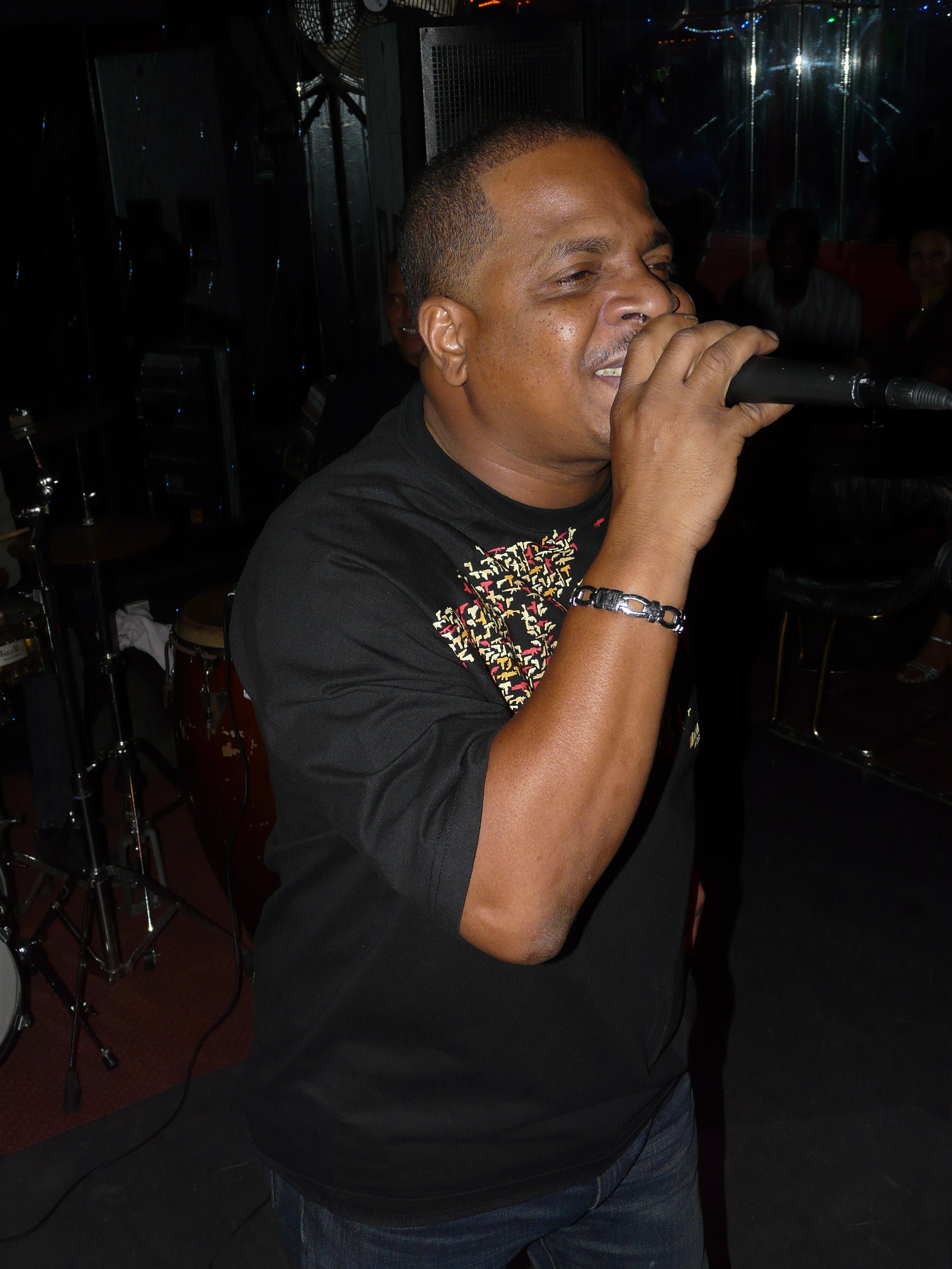 Jean-Philippe "Pipo" Marthély le "mettre" de l'ambiance