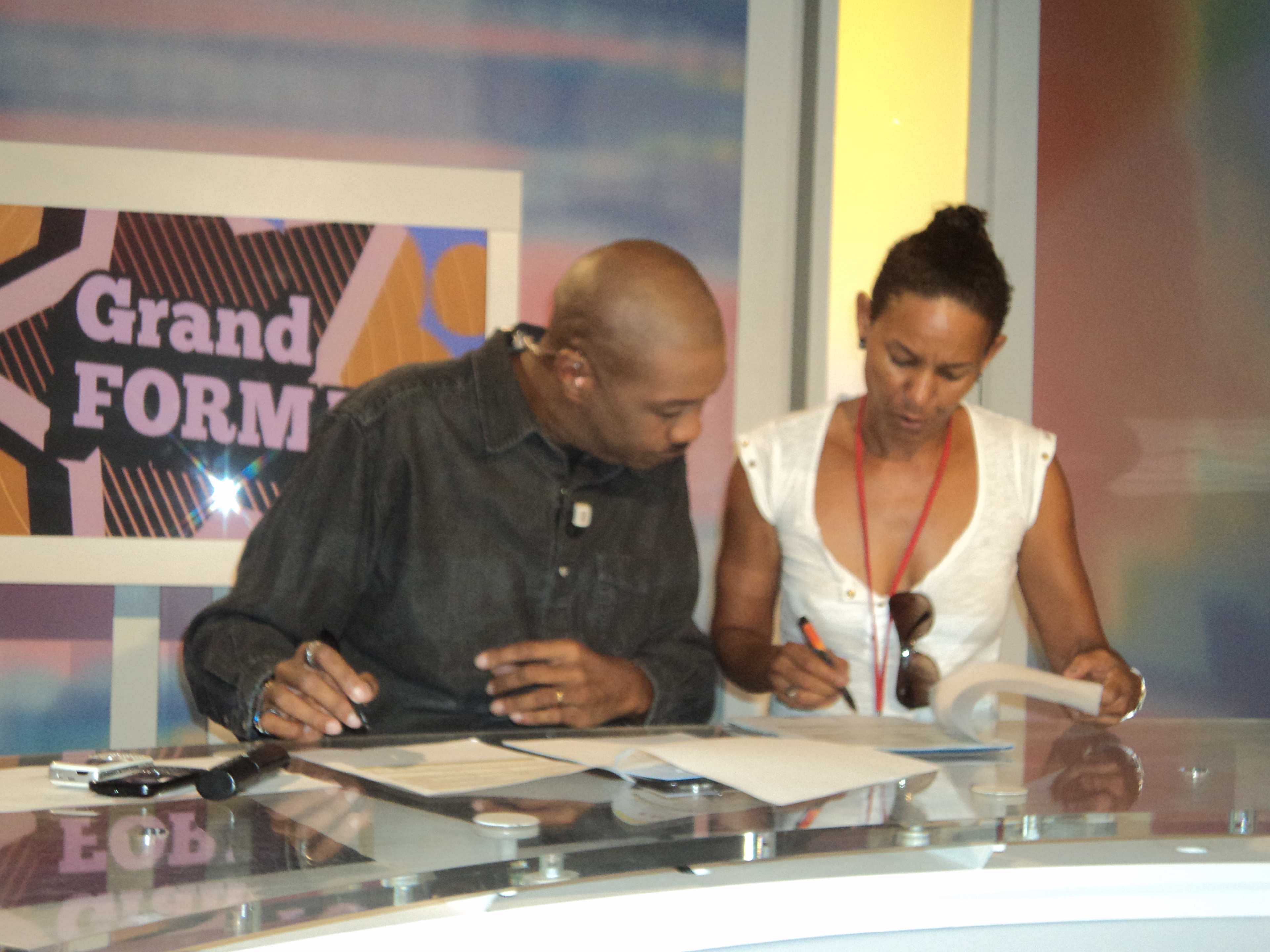 avec Sandra Louis-Joseph sa précieuse assistante toujours au taquet!