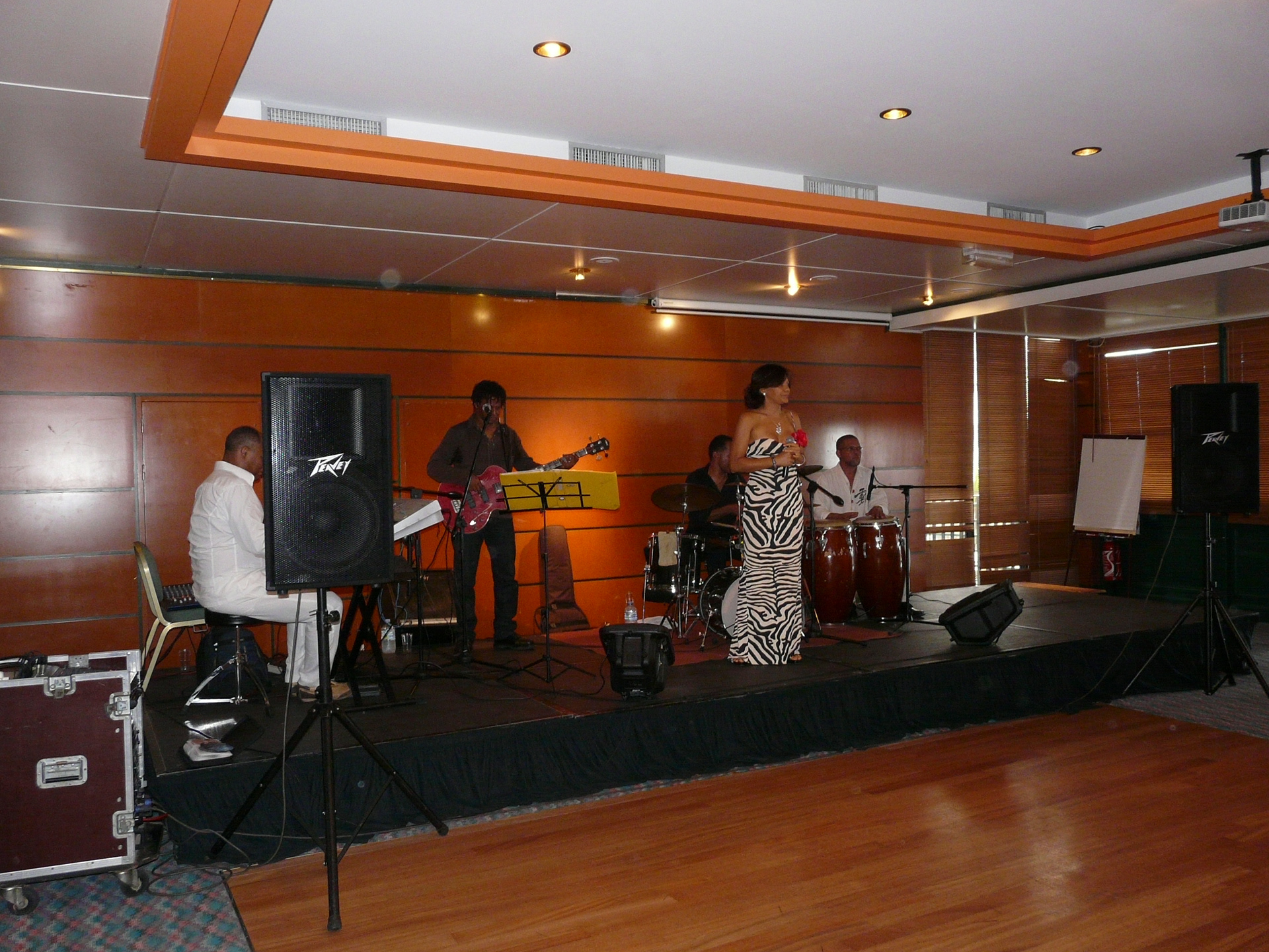 Chanteuse inclassable, Orlane ou la grâce personnifiée