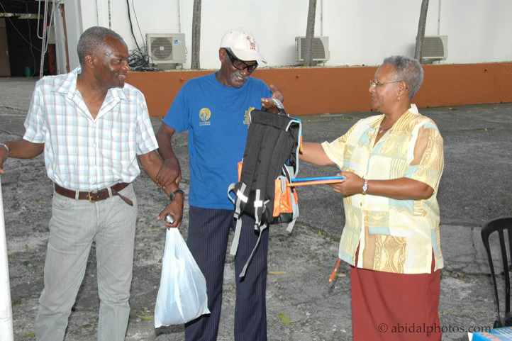 Emblématique Maurice Alcindor (centre) et notre secrétaire de direction Ghislaine Clémenté ( "maitress' " domino)