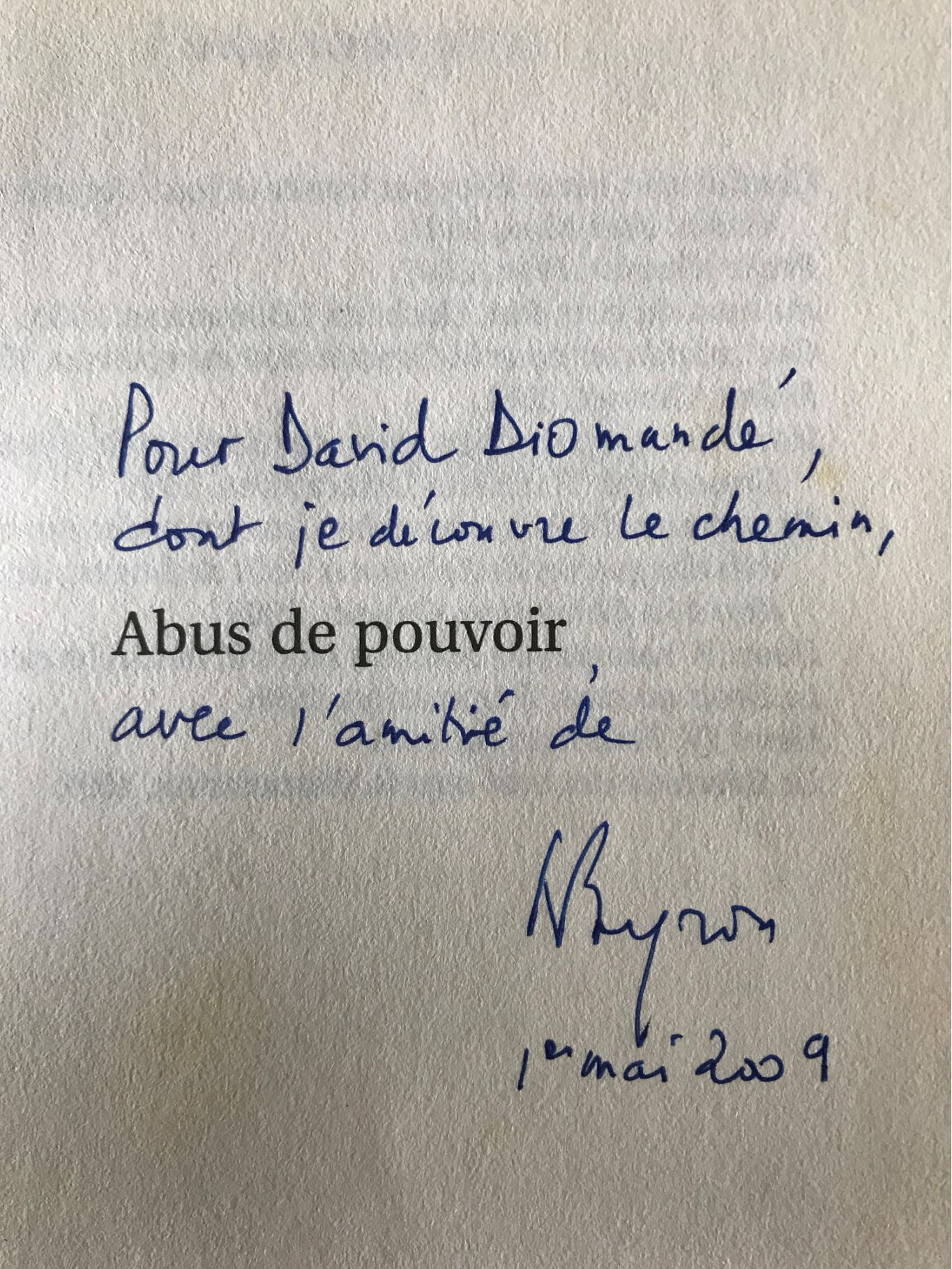 Abus de Pouvoir signé par Francois Bayrou