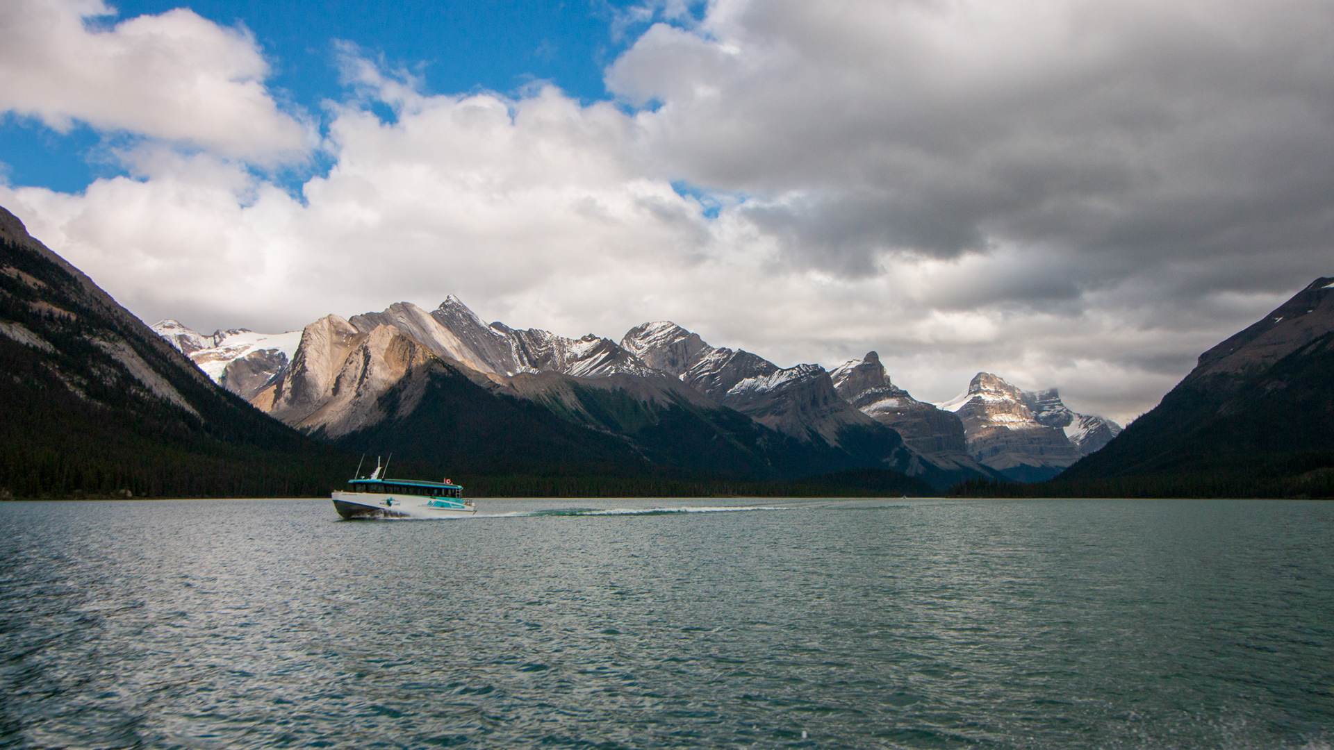 alberta canada - Photo by Sindhu Sekhar