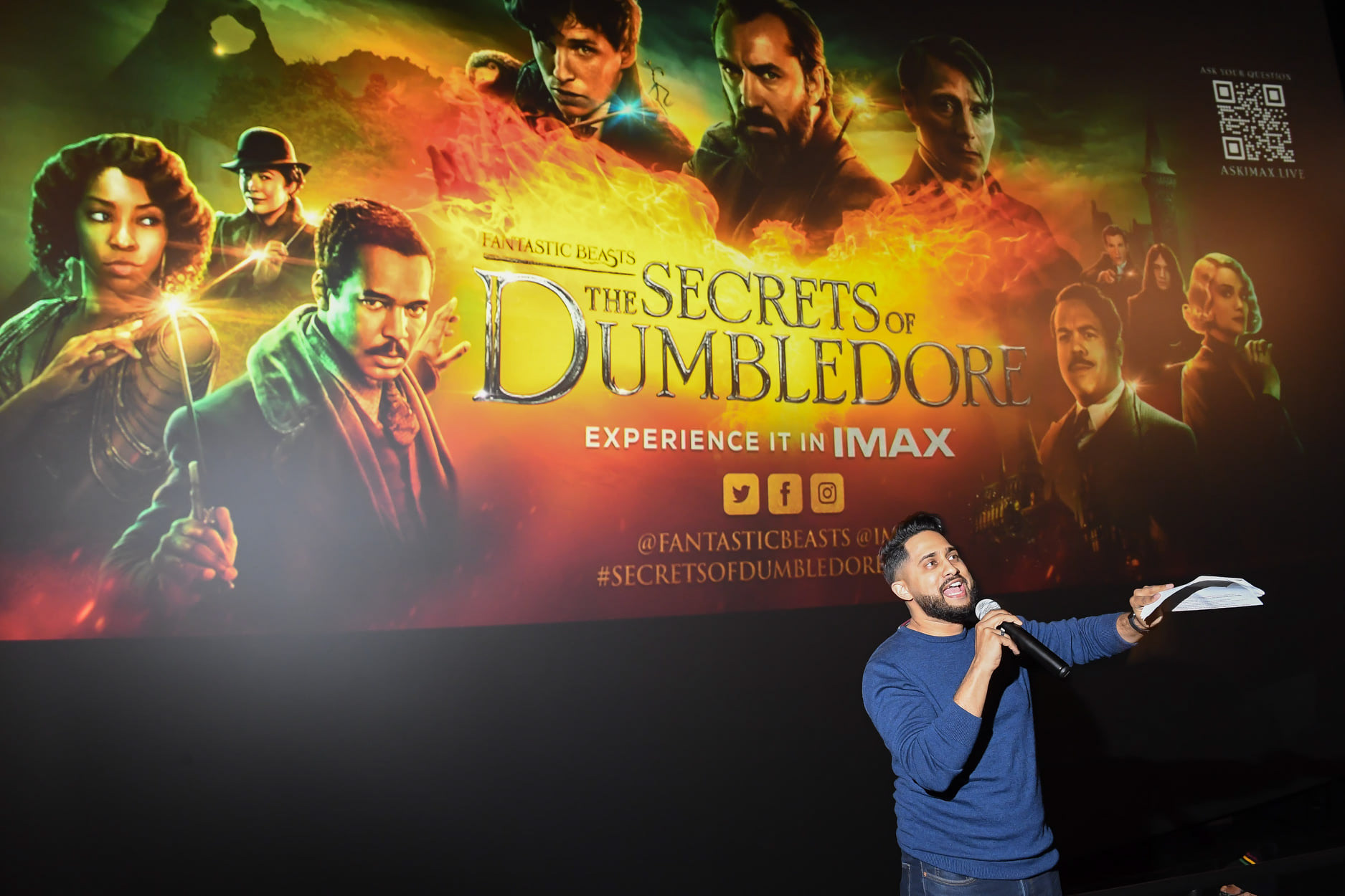 Fans gathered to celebrate the Canadian Premiere of Fantastic Beasts: The Secrets of Dumbledore at Scotiabank Theatre Toronto.