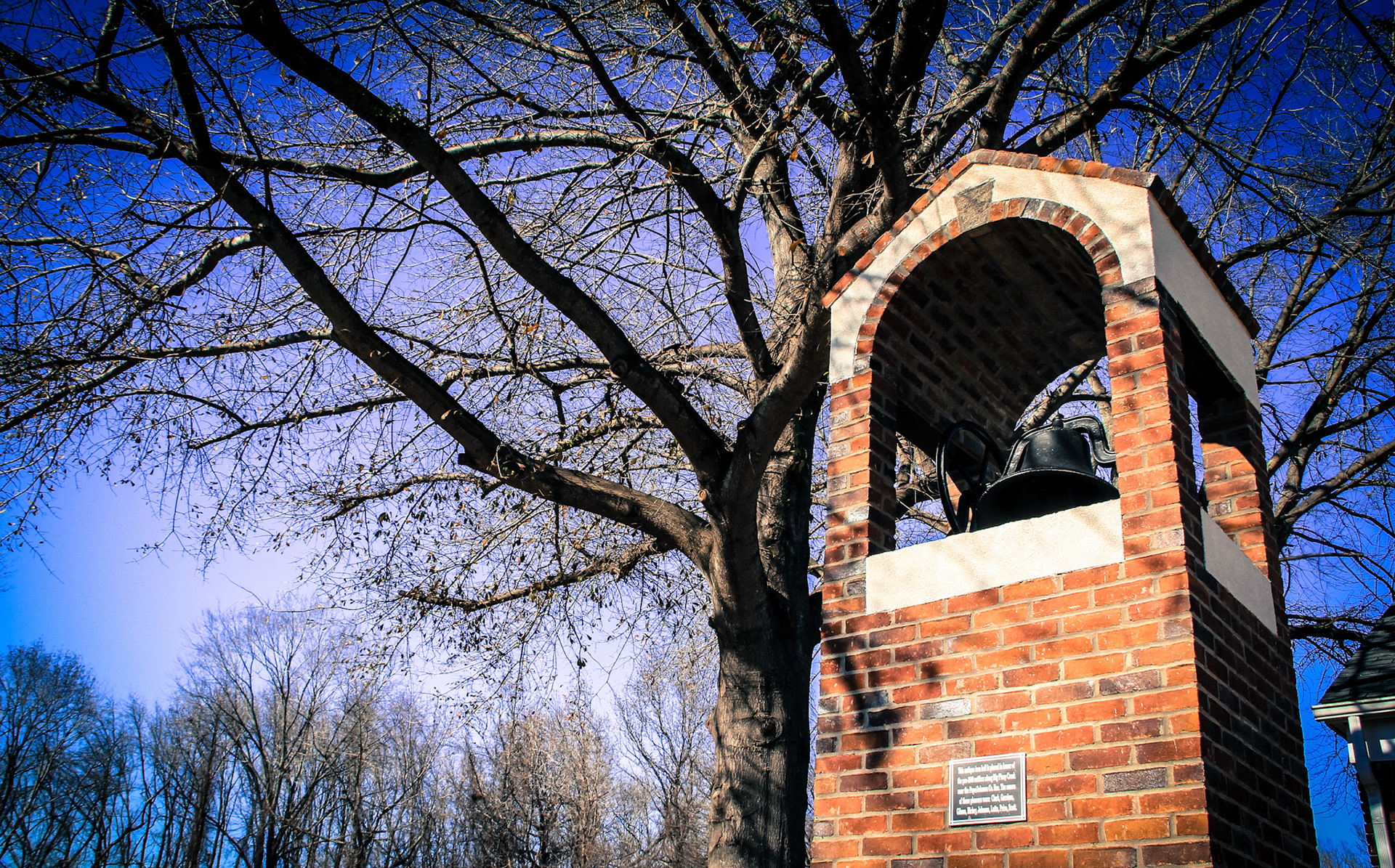 City Bell - London, AR