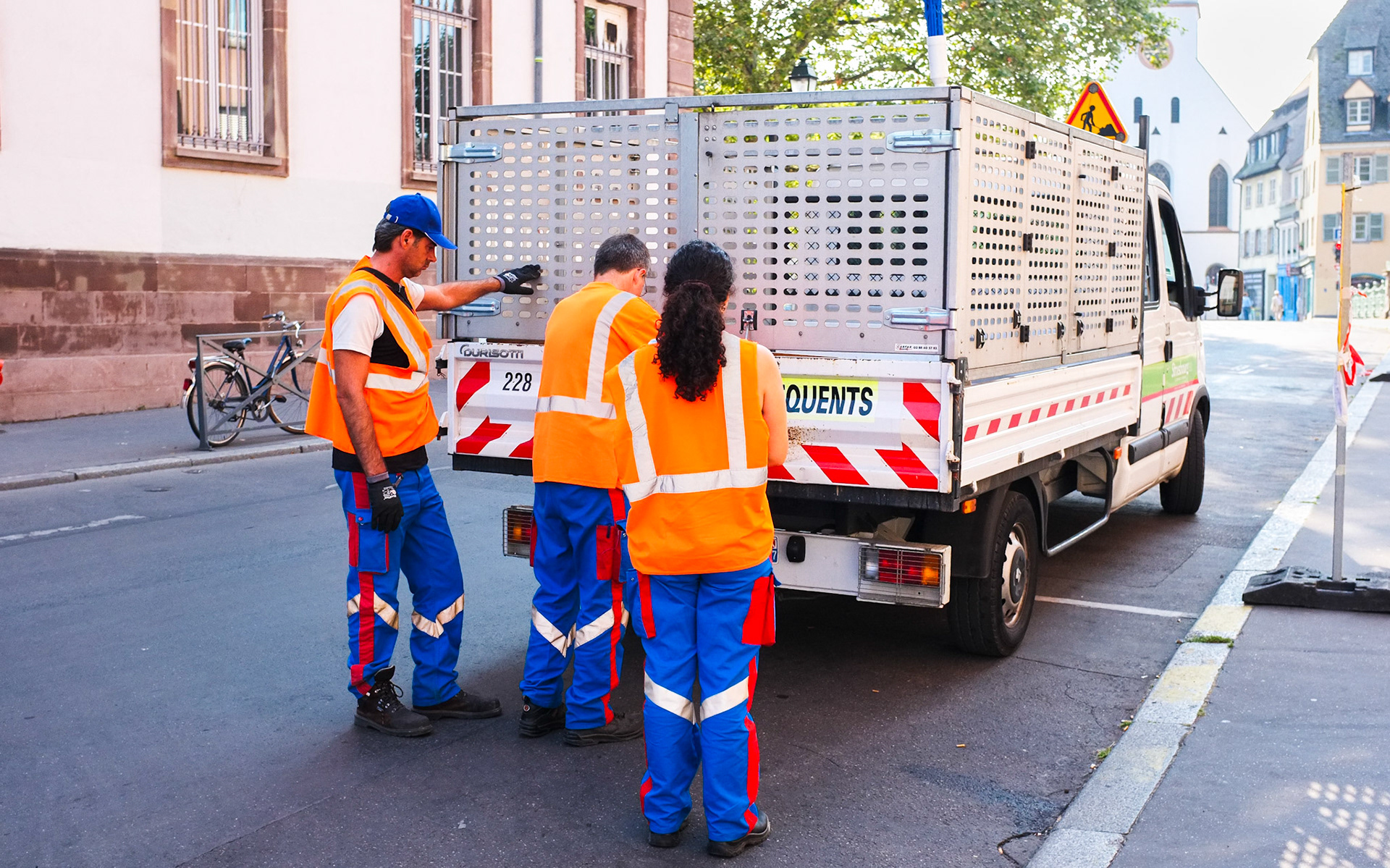 Rue de la Pierre Large vers le pont Saint Guillaume