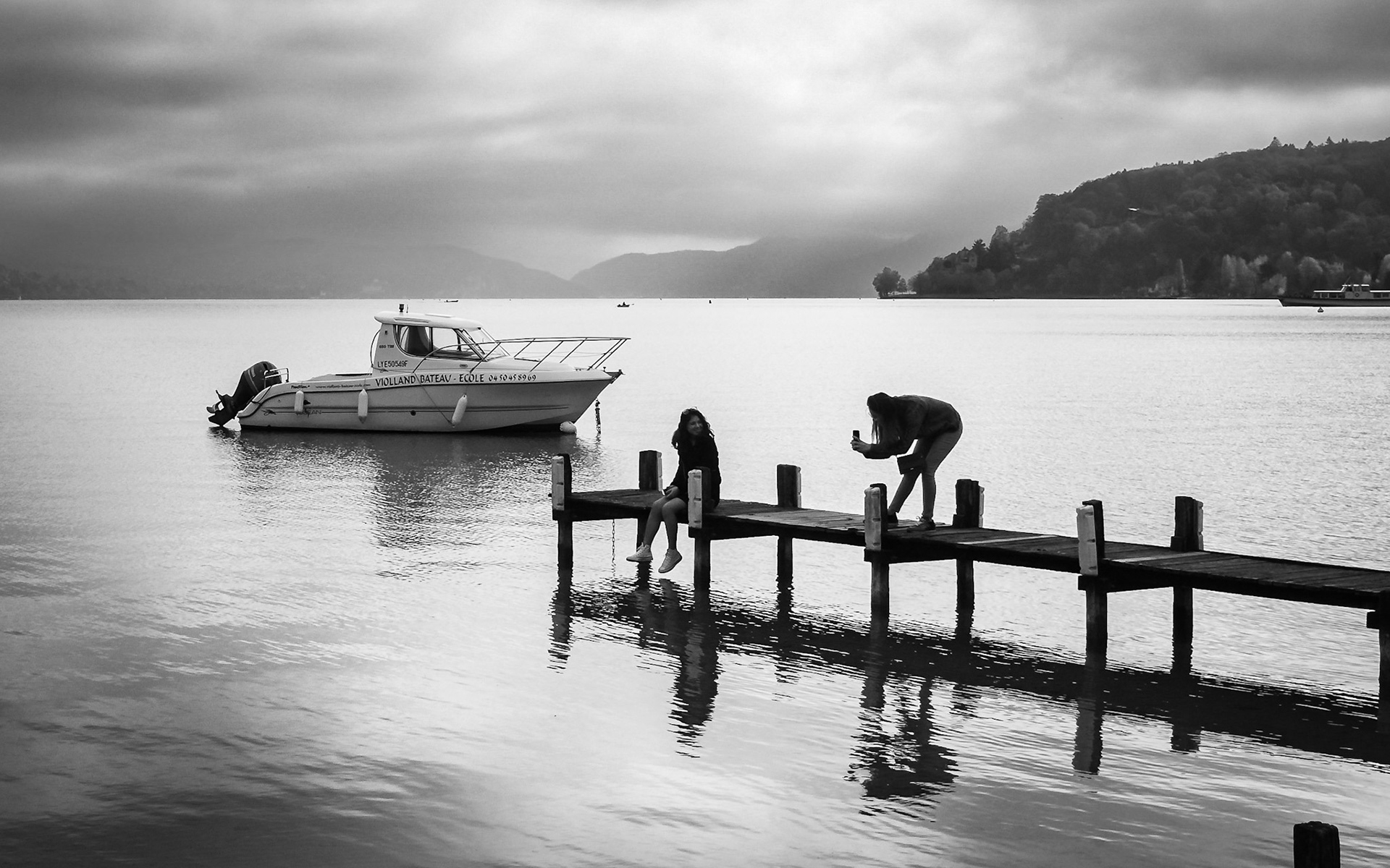 au bord du lac d'Annecy