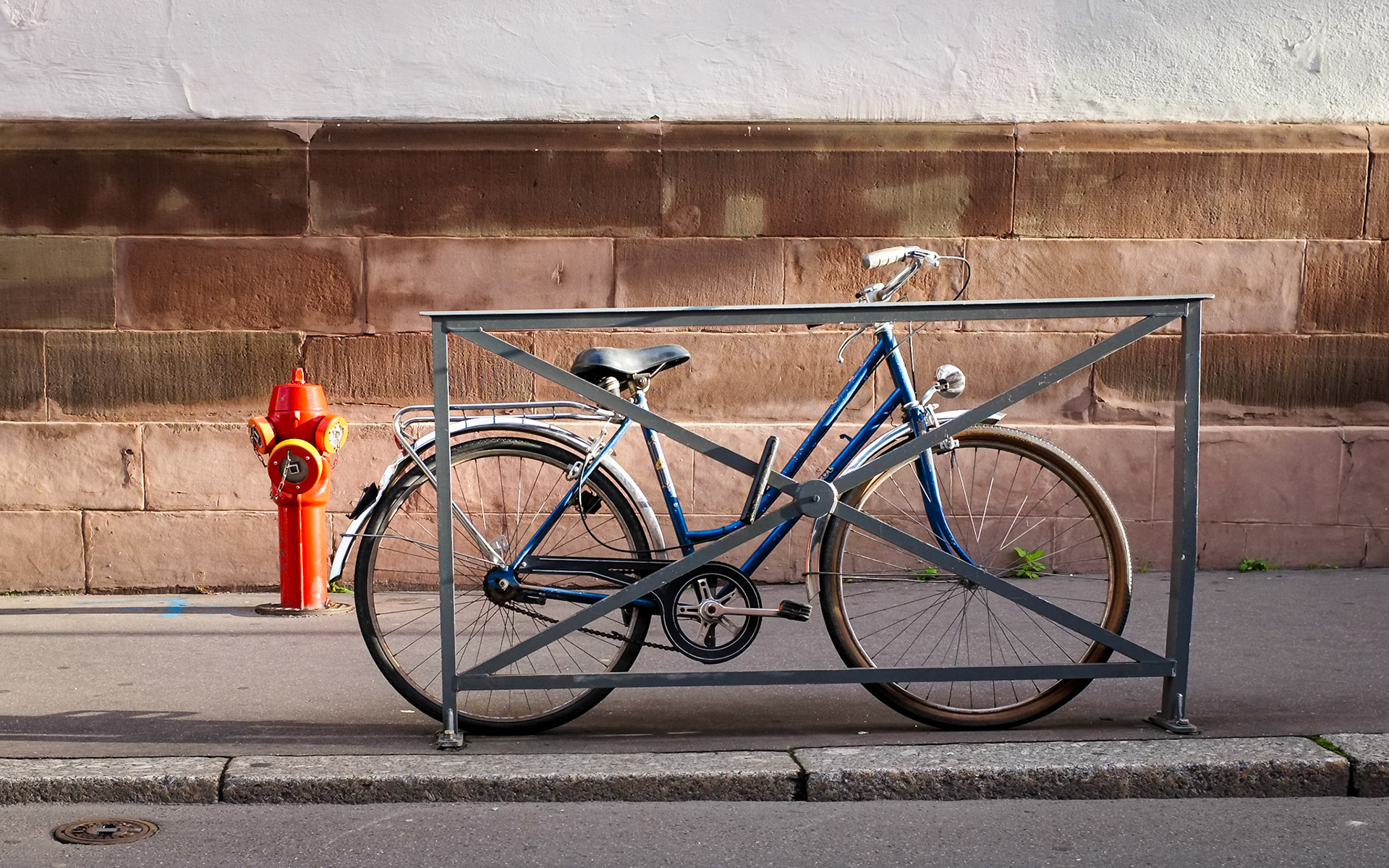 Rue de la Pierre Large