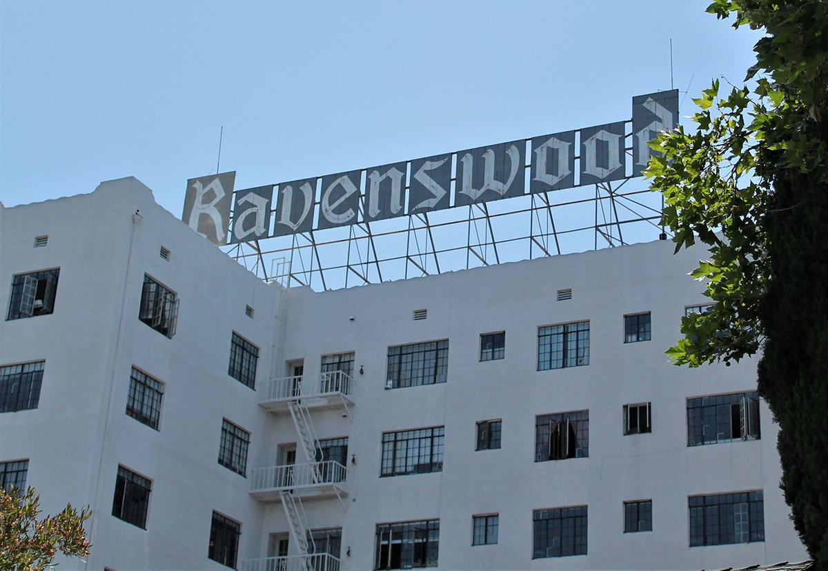 Deco Index Ravenswood Apartments