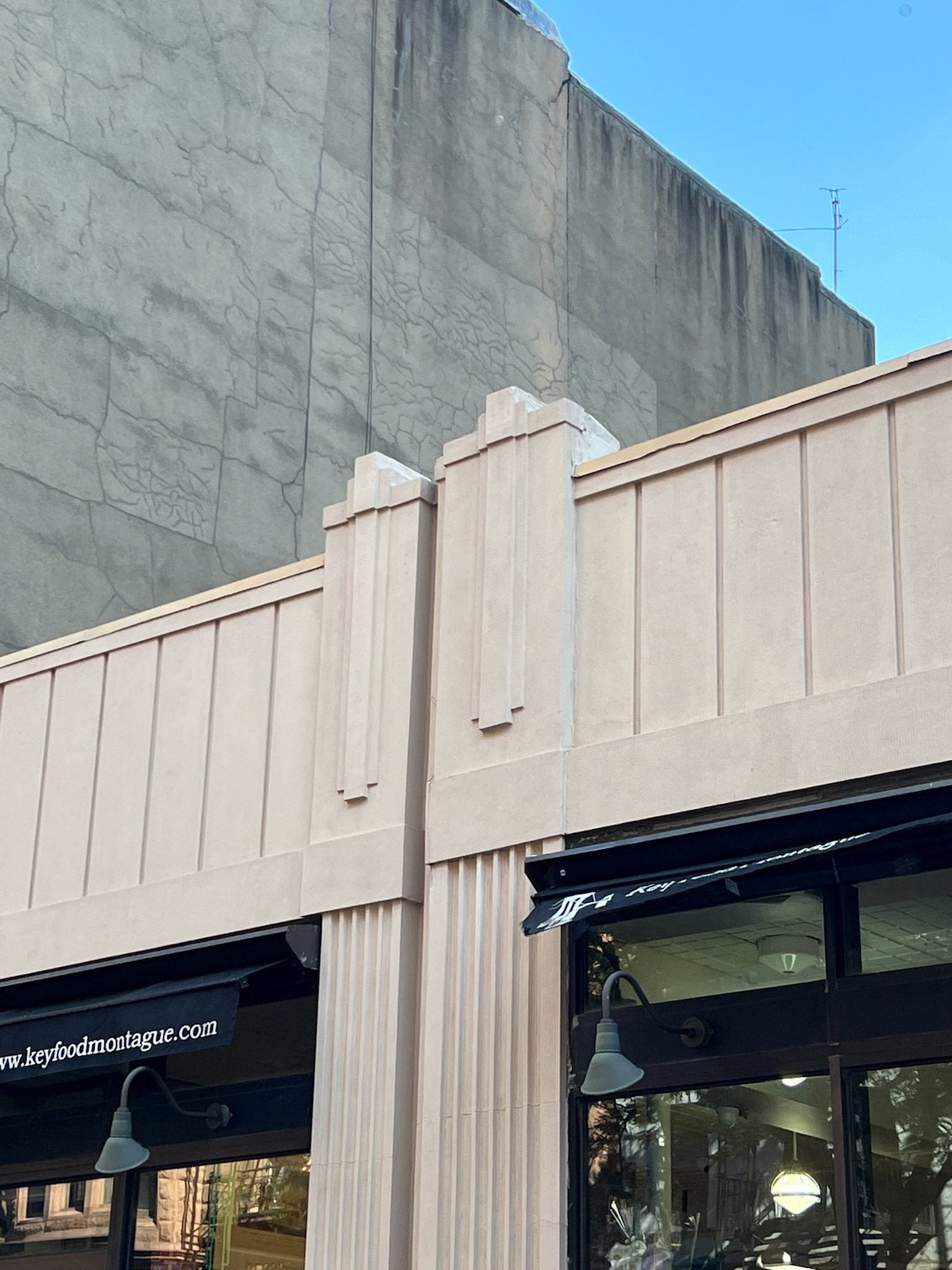 Key Food - 102 Montague St