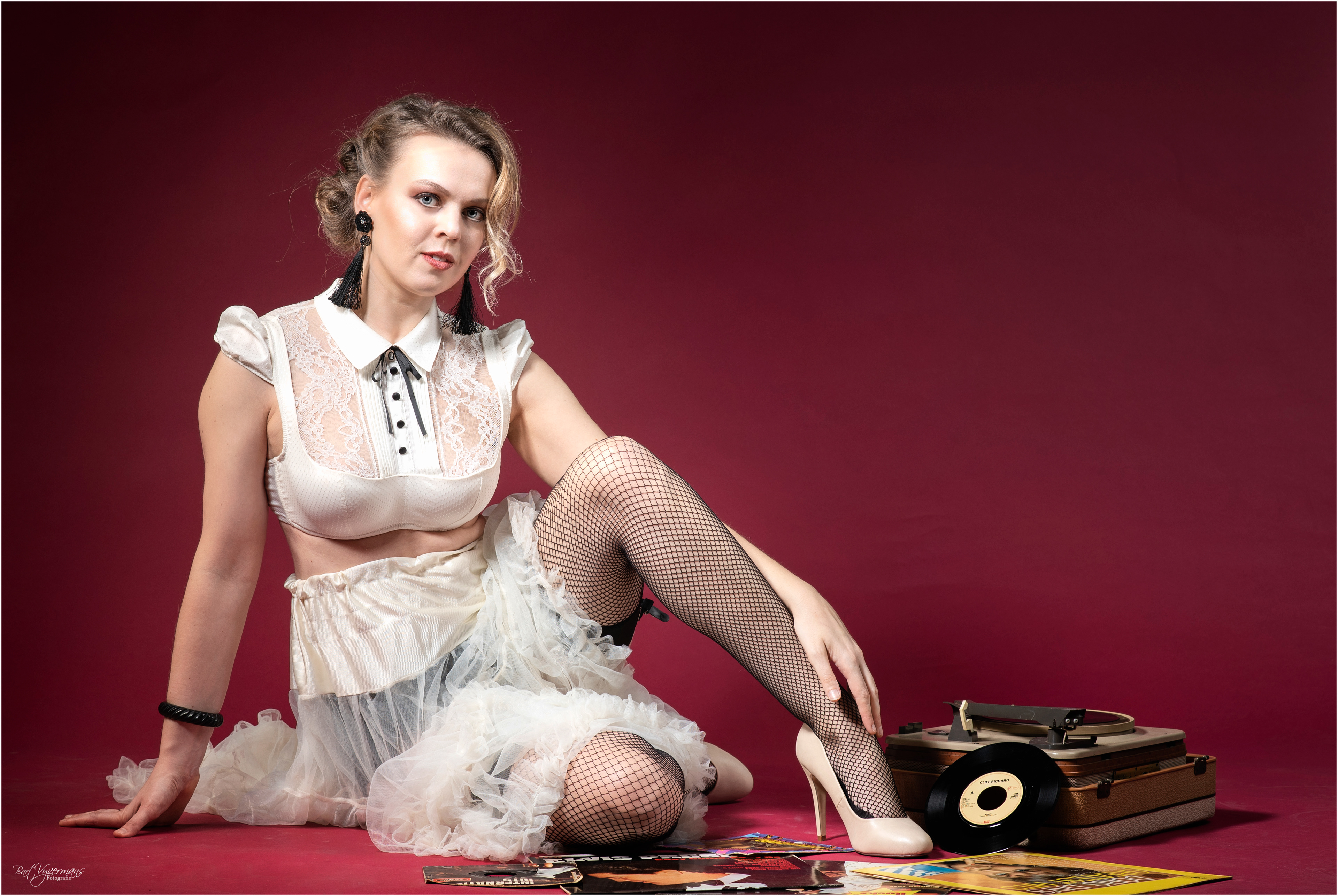 Pin-Up Girl Louiza Silver