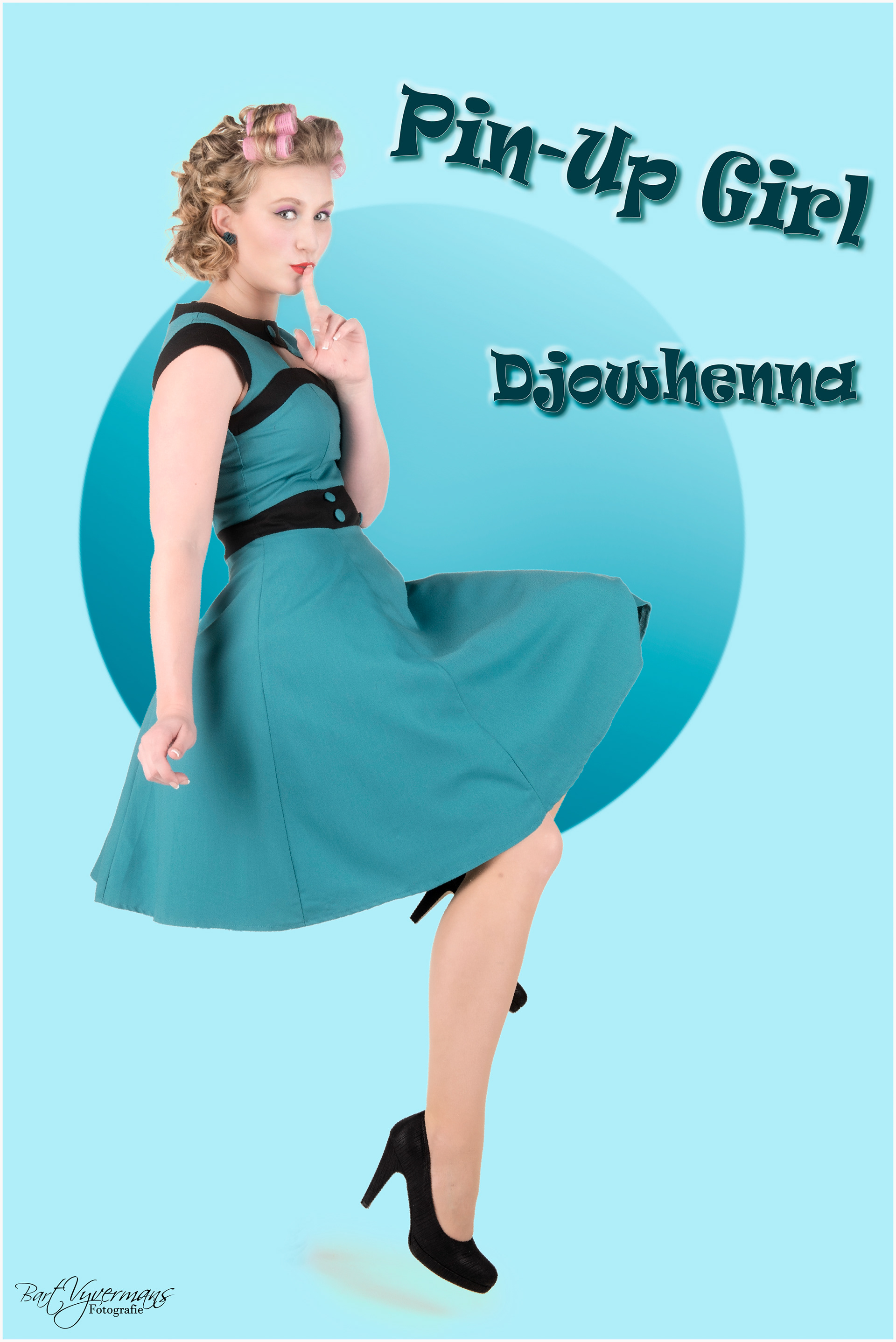 Pin-Up Girl Djowhenna
