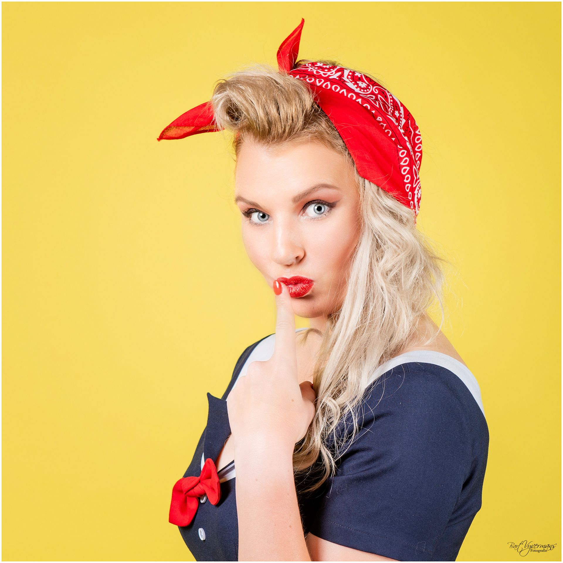 Pin-Up Girl Esher