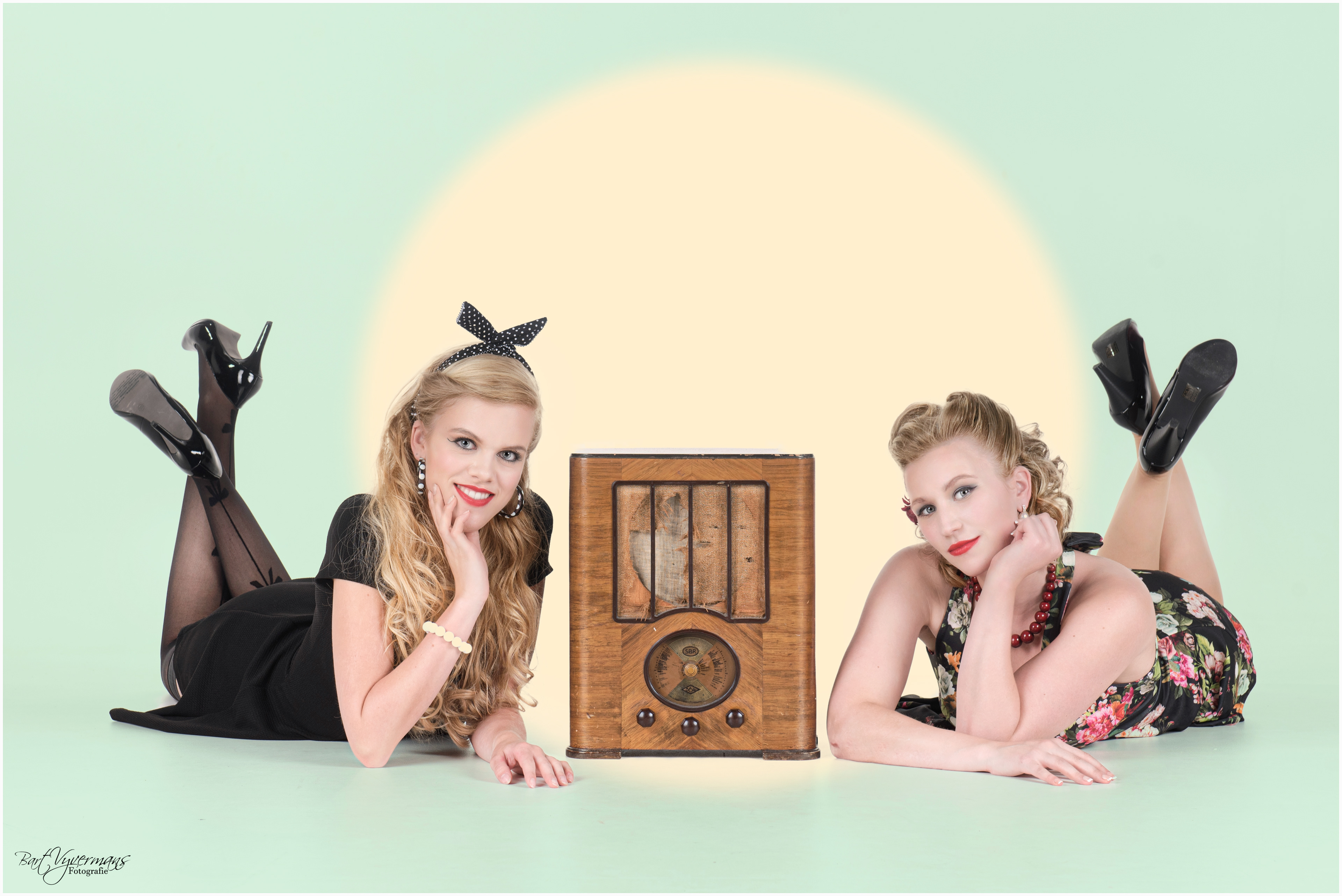 Pin-Up Girls Djowhenna & Gwen