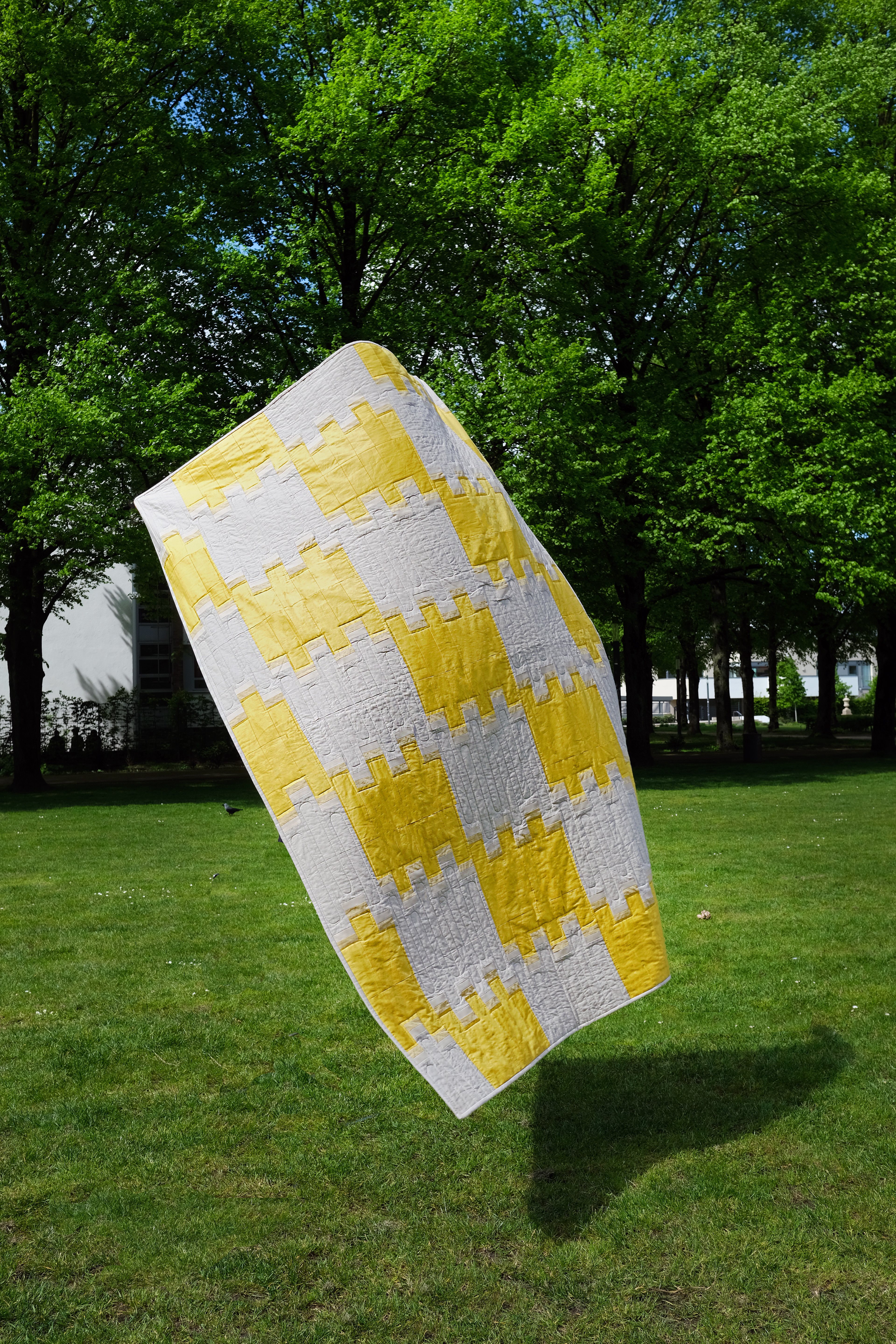 Patchworkquilt "Schlossgarten" zum Thema Atmosphären in Osnabrück fotografiert im Schlossgarten Osnabrück