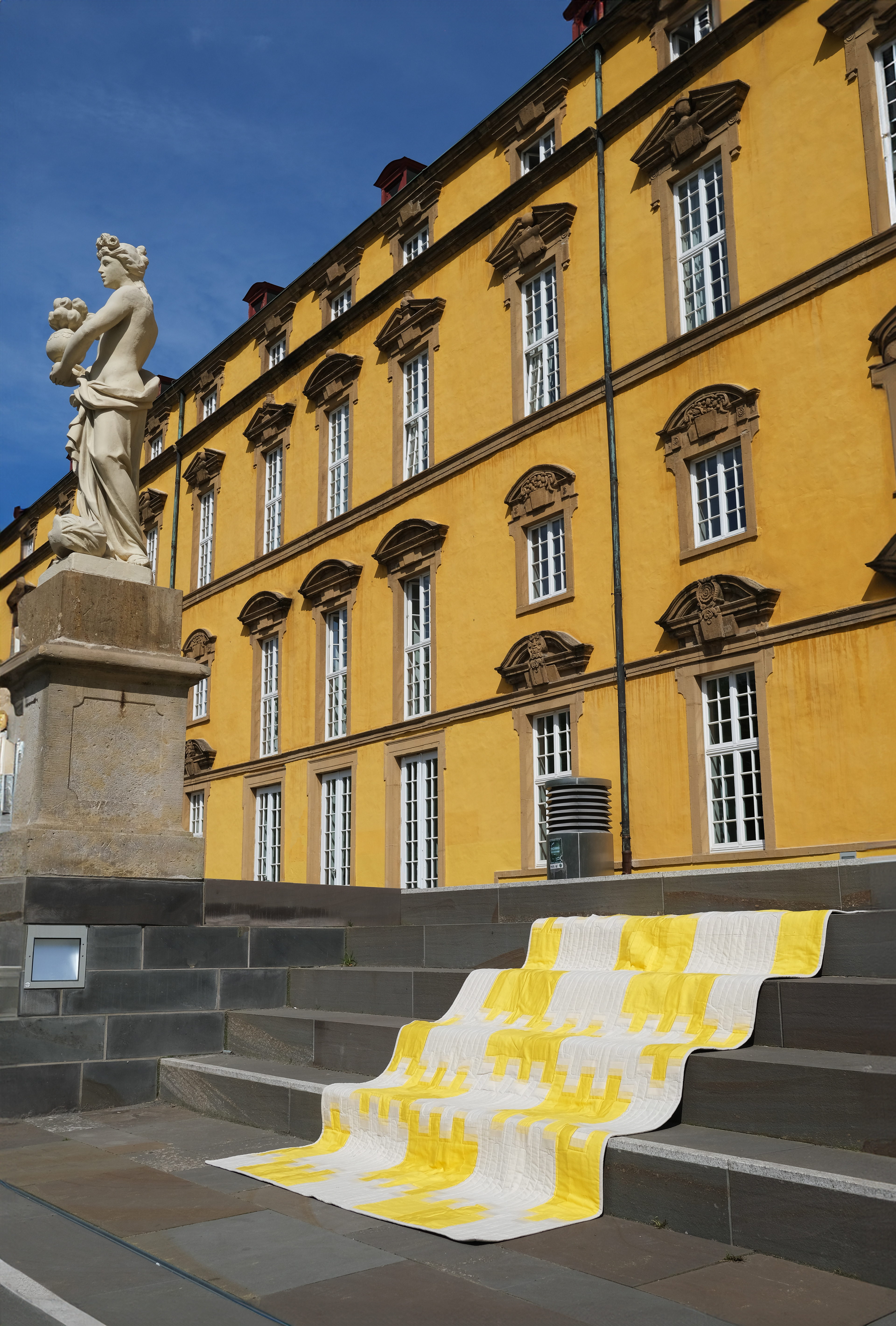 Patchworkquilt "Schlossgarten" zum Thema Atmosphären in Osnabrück fotografiert im Schlossgarten Osnabrück