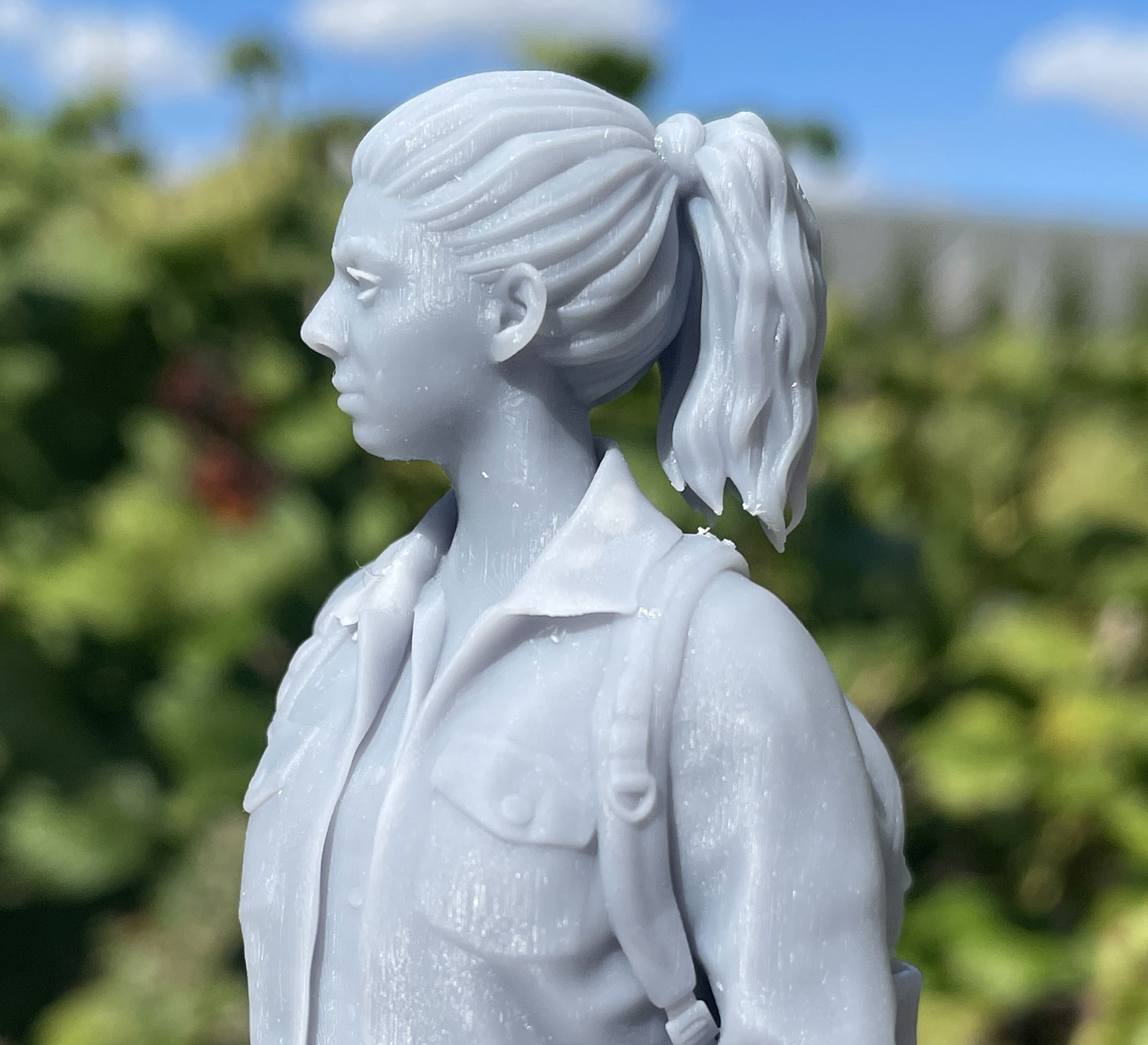 5 inch tall resin model