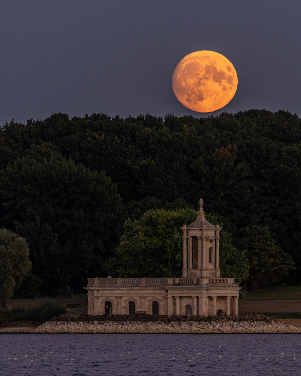 Sturgeon Full Moon  normanton August 2022