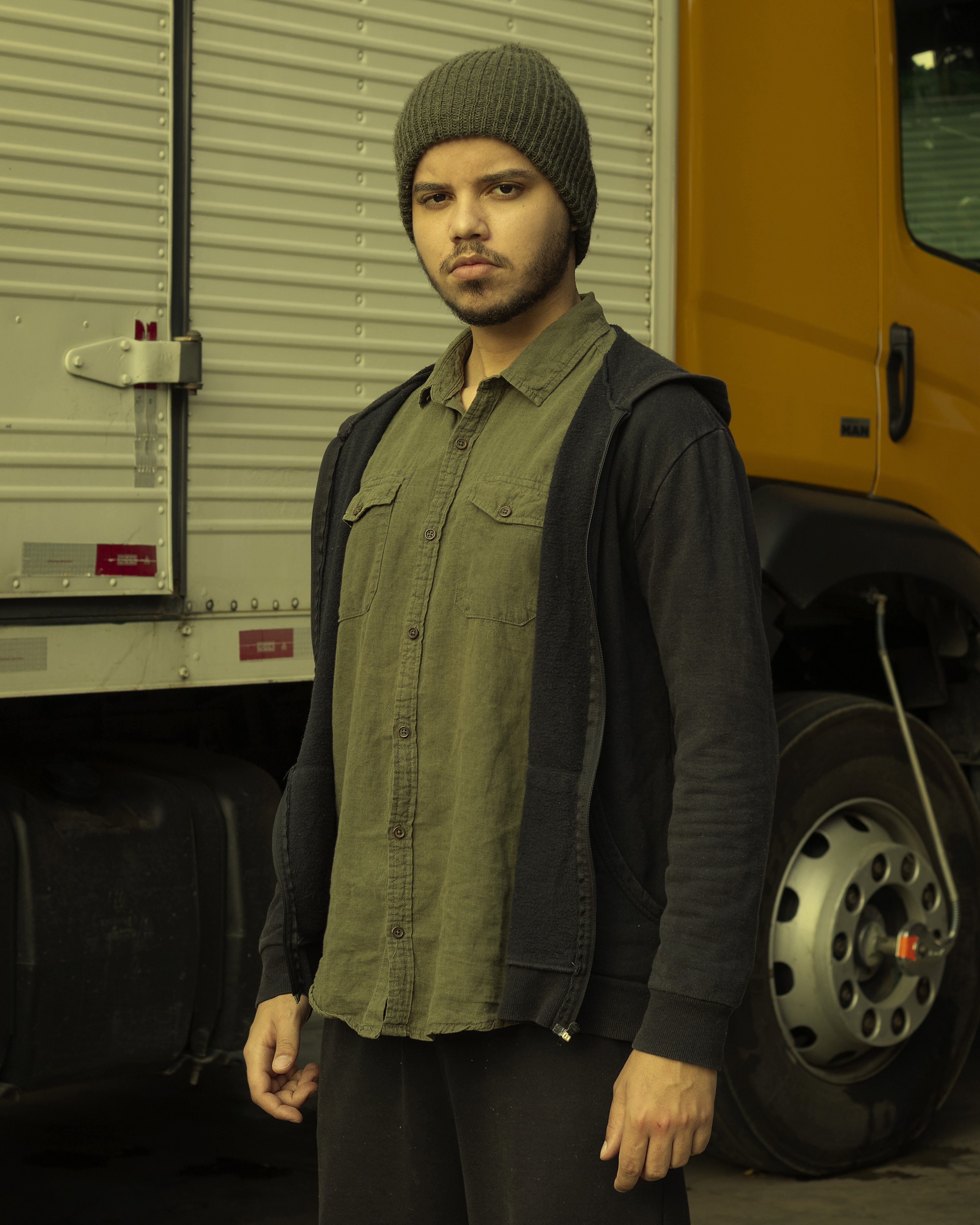 Luan Herculano é Max Dillon