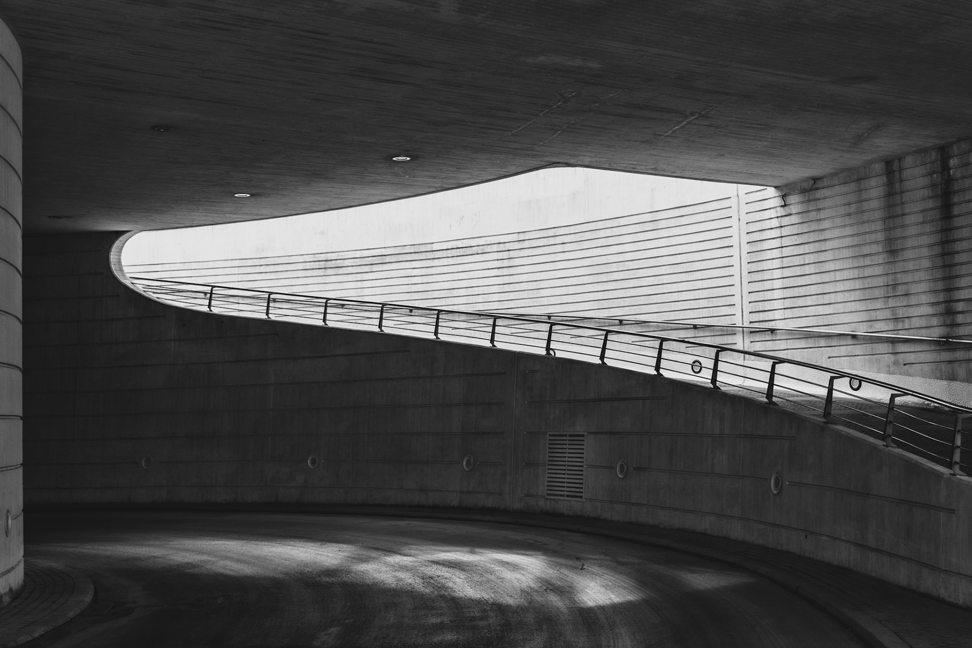 Valencia, City of Arts and Sciences, Topaz B&amp;W Platinum, adaptive exposure 0.5