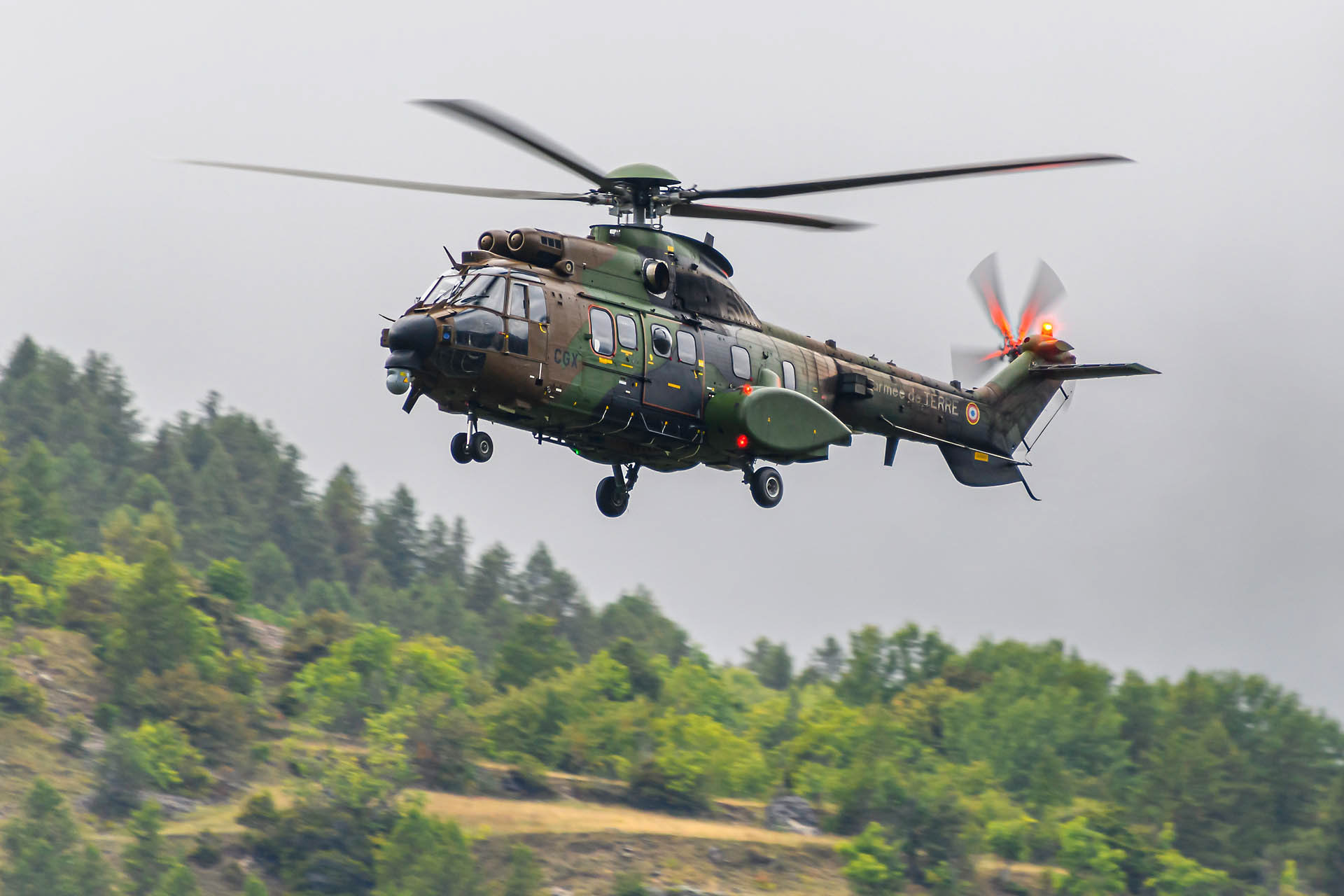 Aérospatiale AS-532UL Cougar