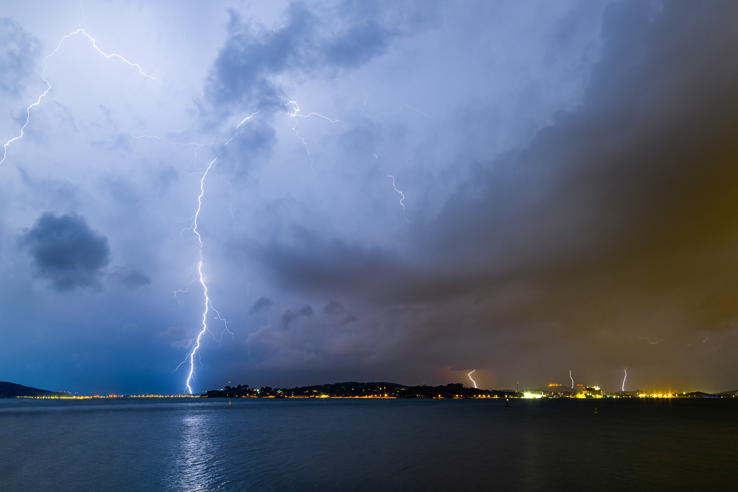 Rade de Toulon (france)