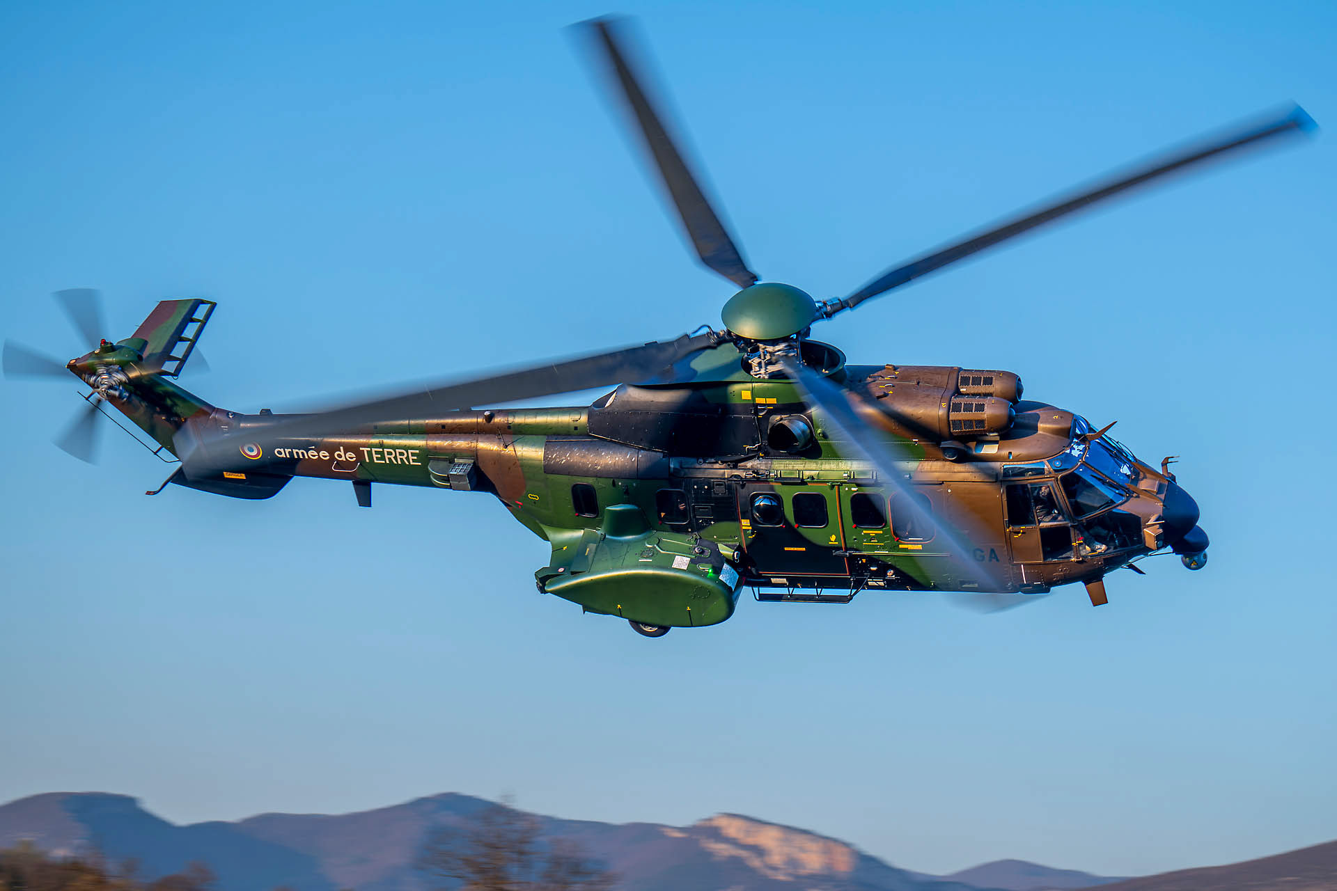 Eurocopter AS-532UL Cougar