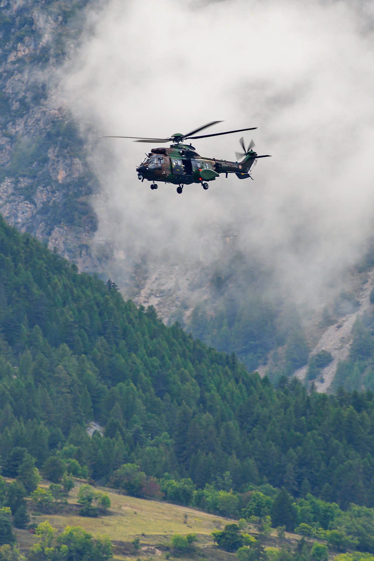 Aérospatiale AS-532UL Cougar