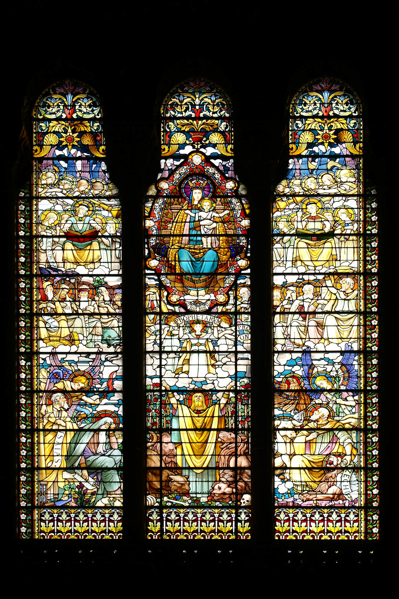 Basilique Notre-Dame de Fourvière (Lyon, France)