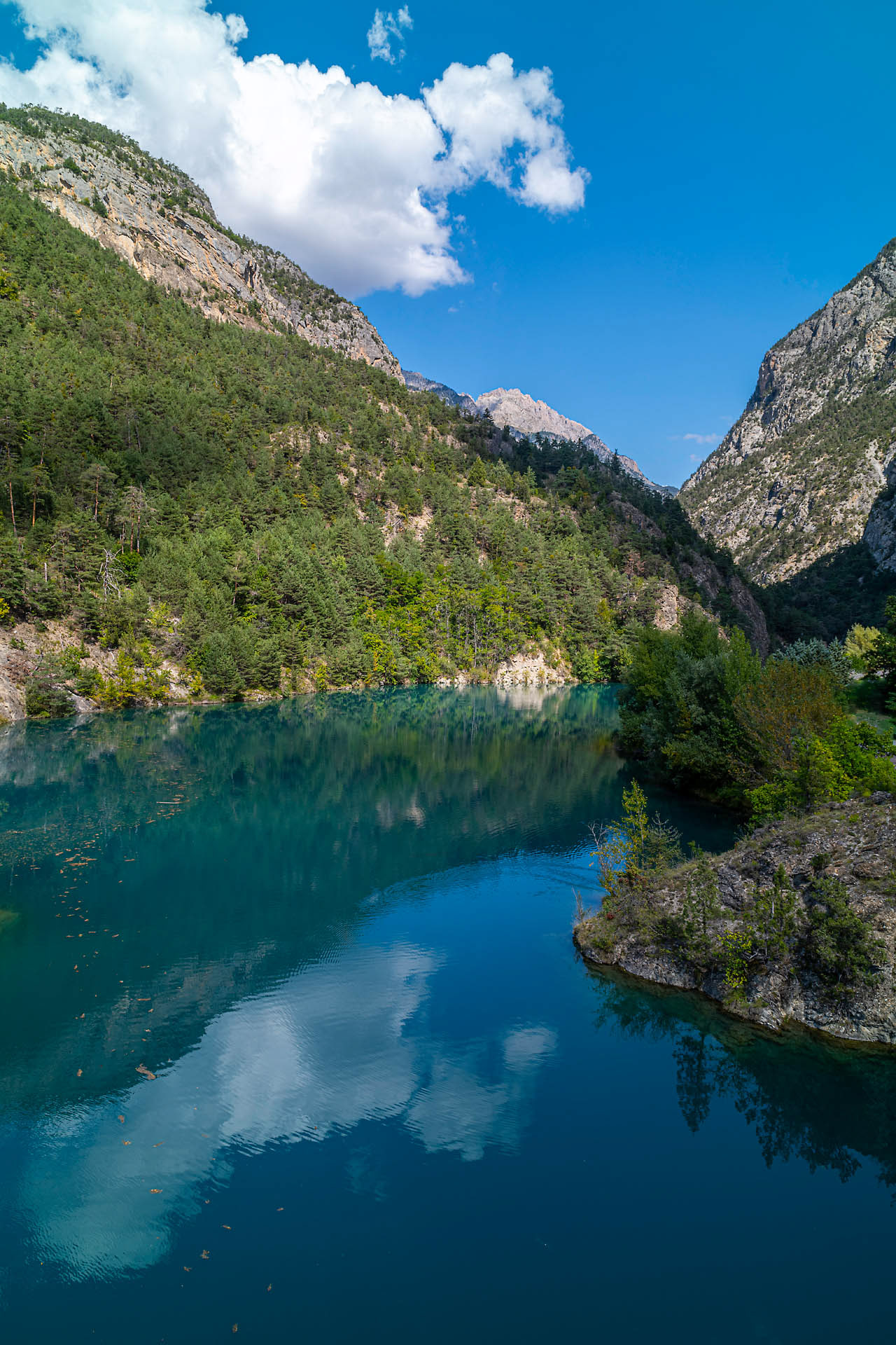 Le Guil, sur la route de la vallée