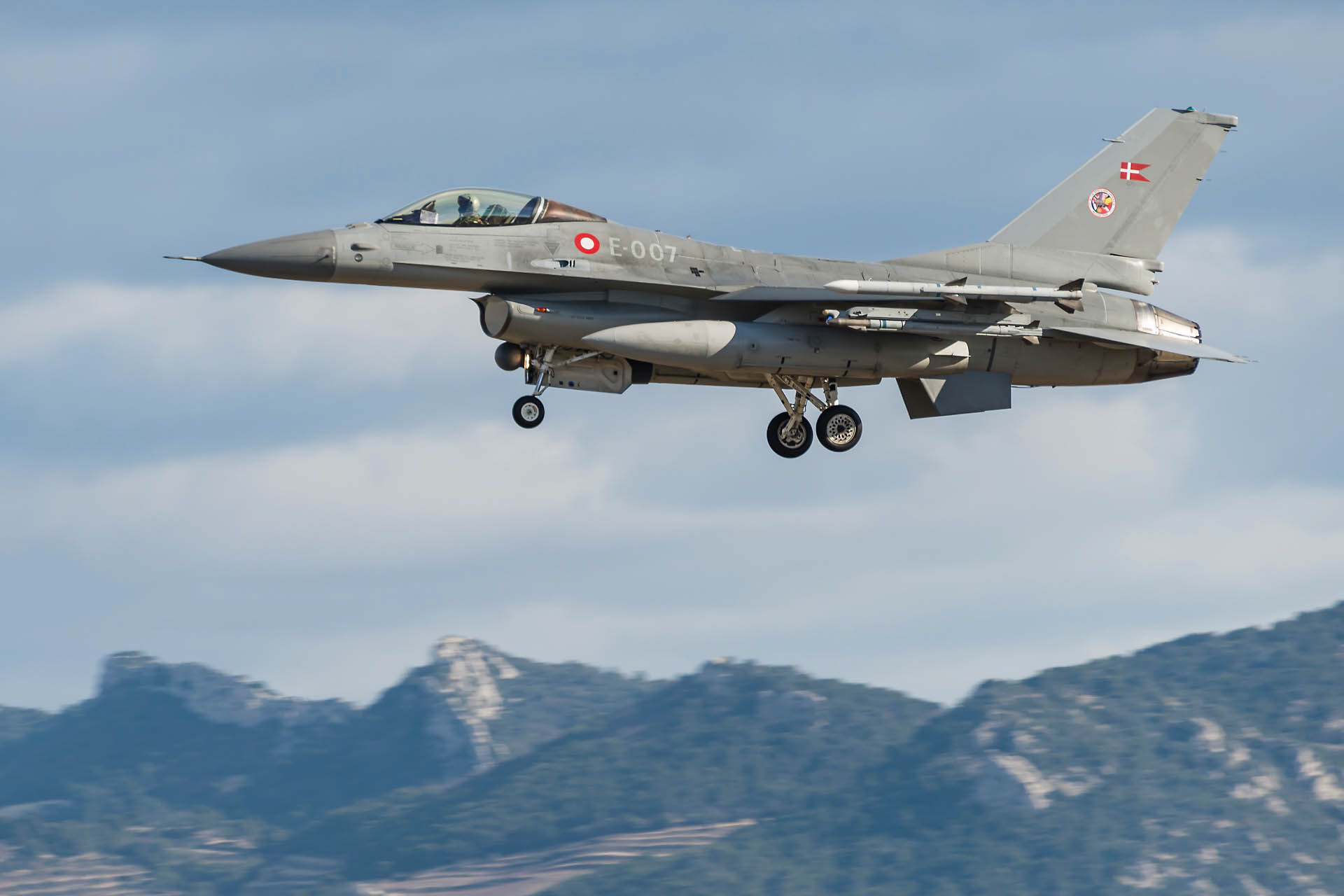 General Dynamics F-16AN Fighting Falcon