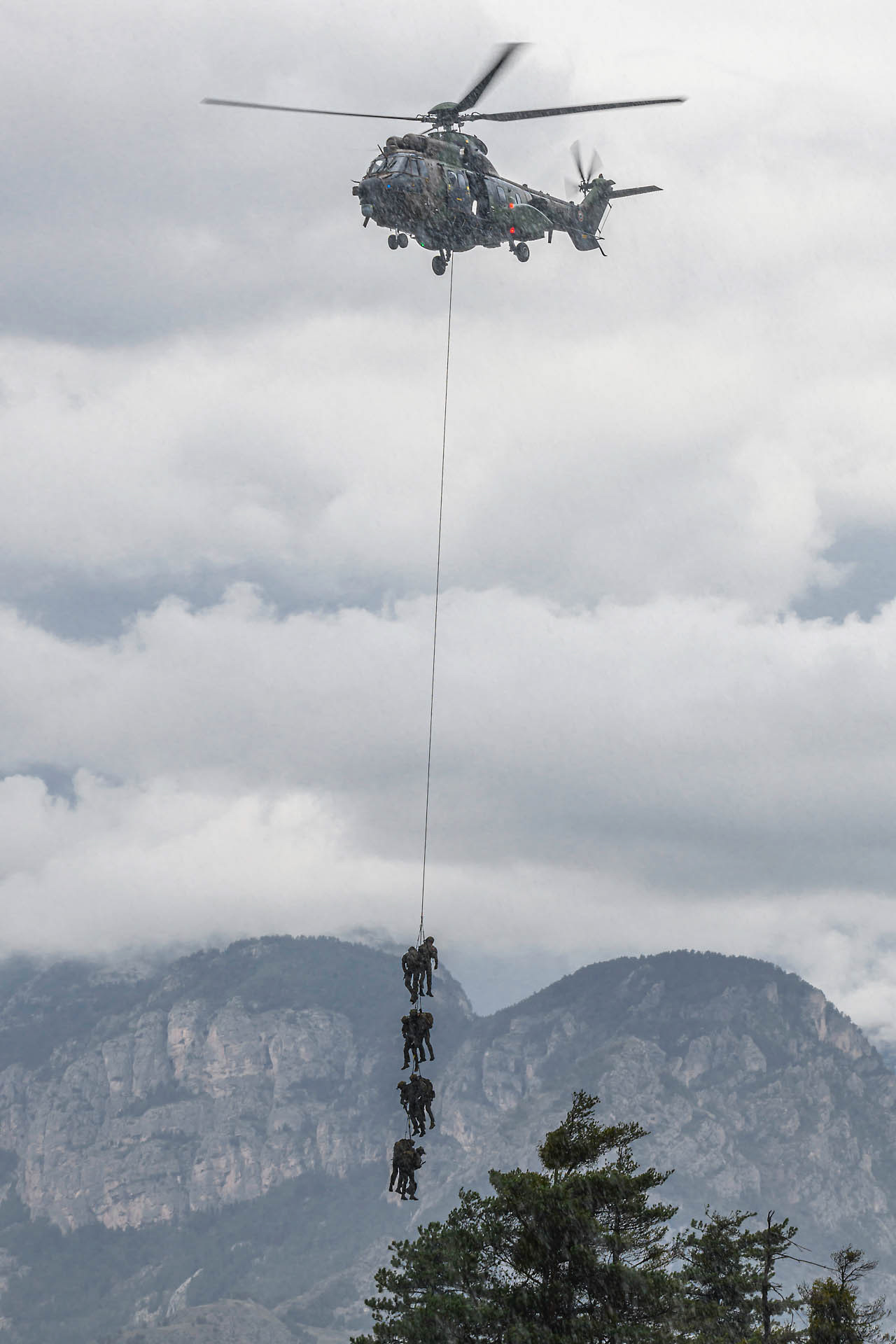 Aérospatiale AS-532UL Cougar