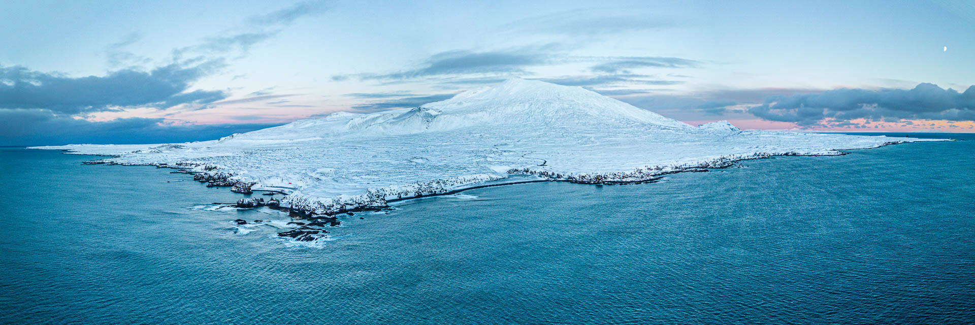 Extrémité de la péninsule Snæfellsnes et glacier Snæfellsjökull