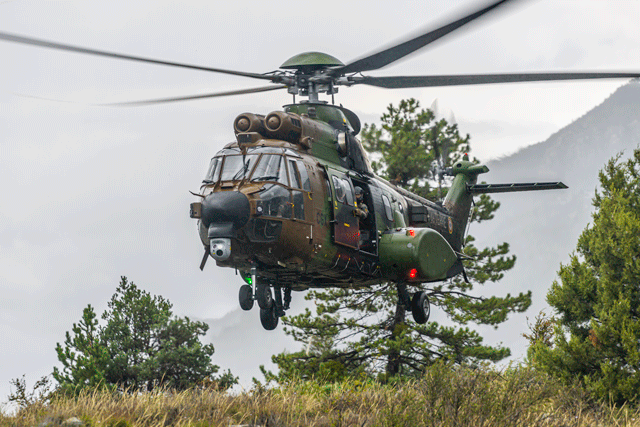 Aérospatiale AS-532UL Cougar