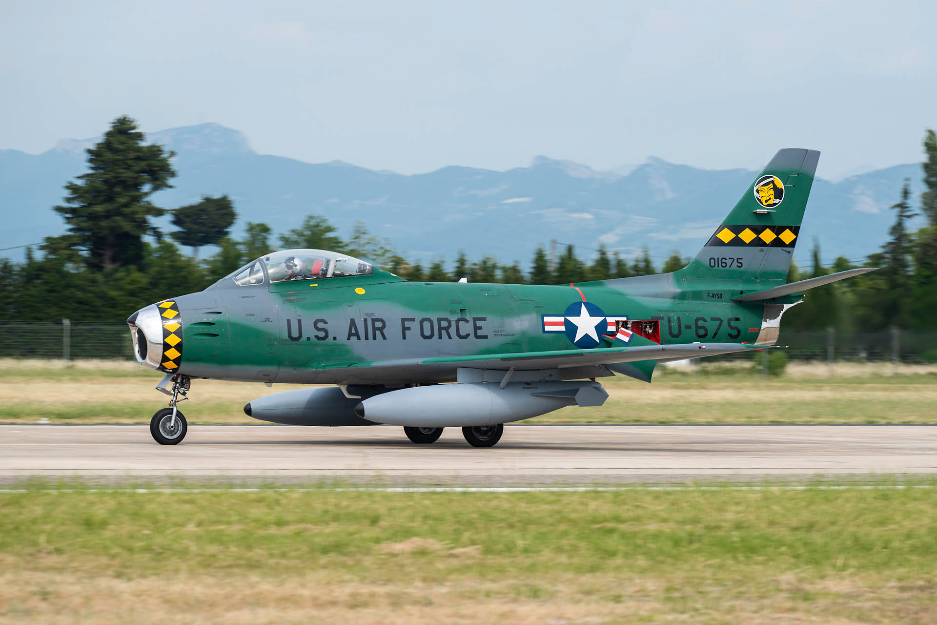 Canadair CL-13 Mark II / F-86E Sabre