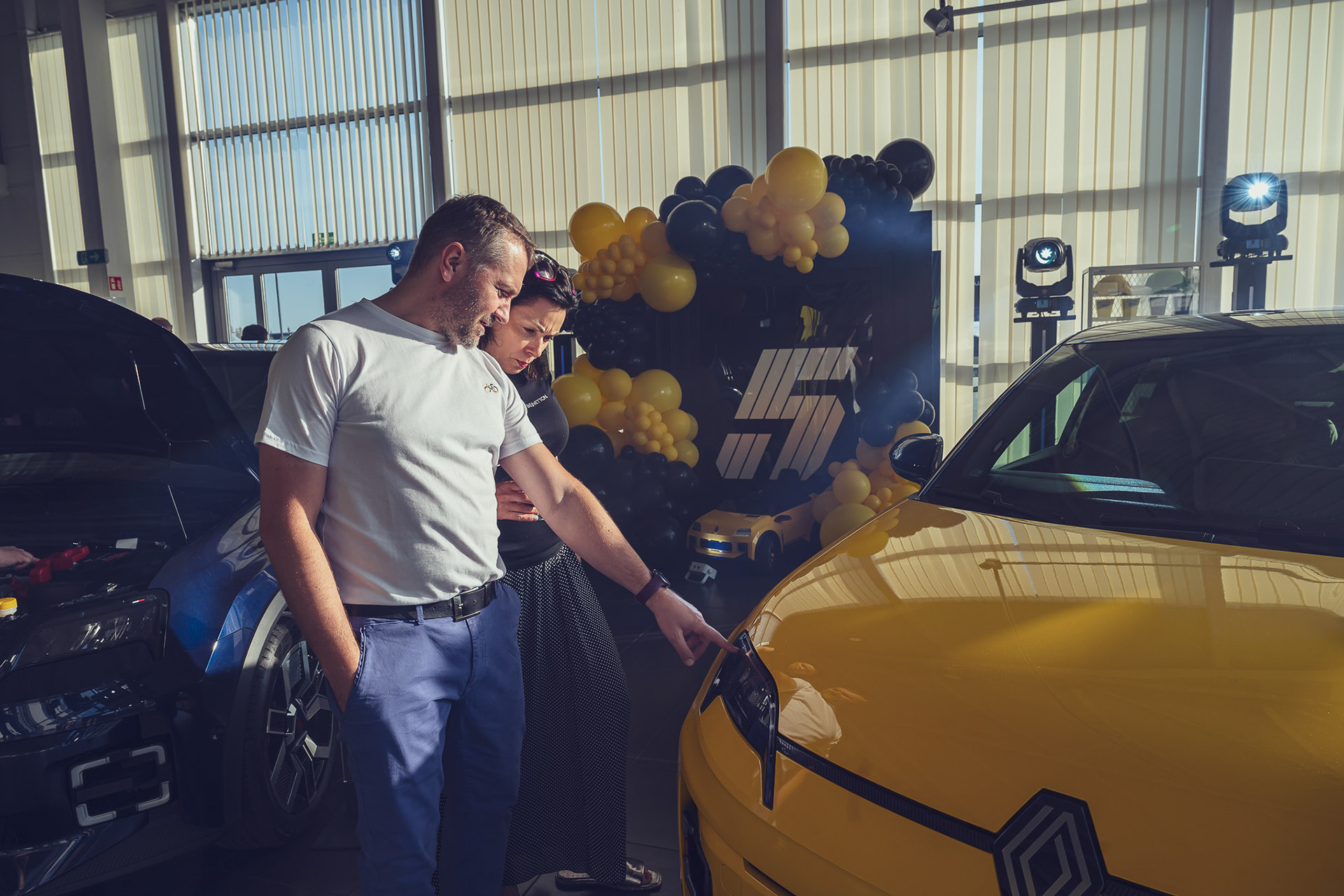 Premiera Renault 5 w salonach Grupy Adamowscy
